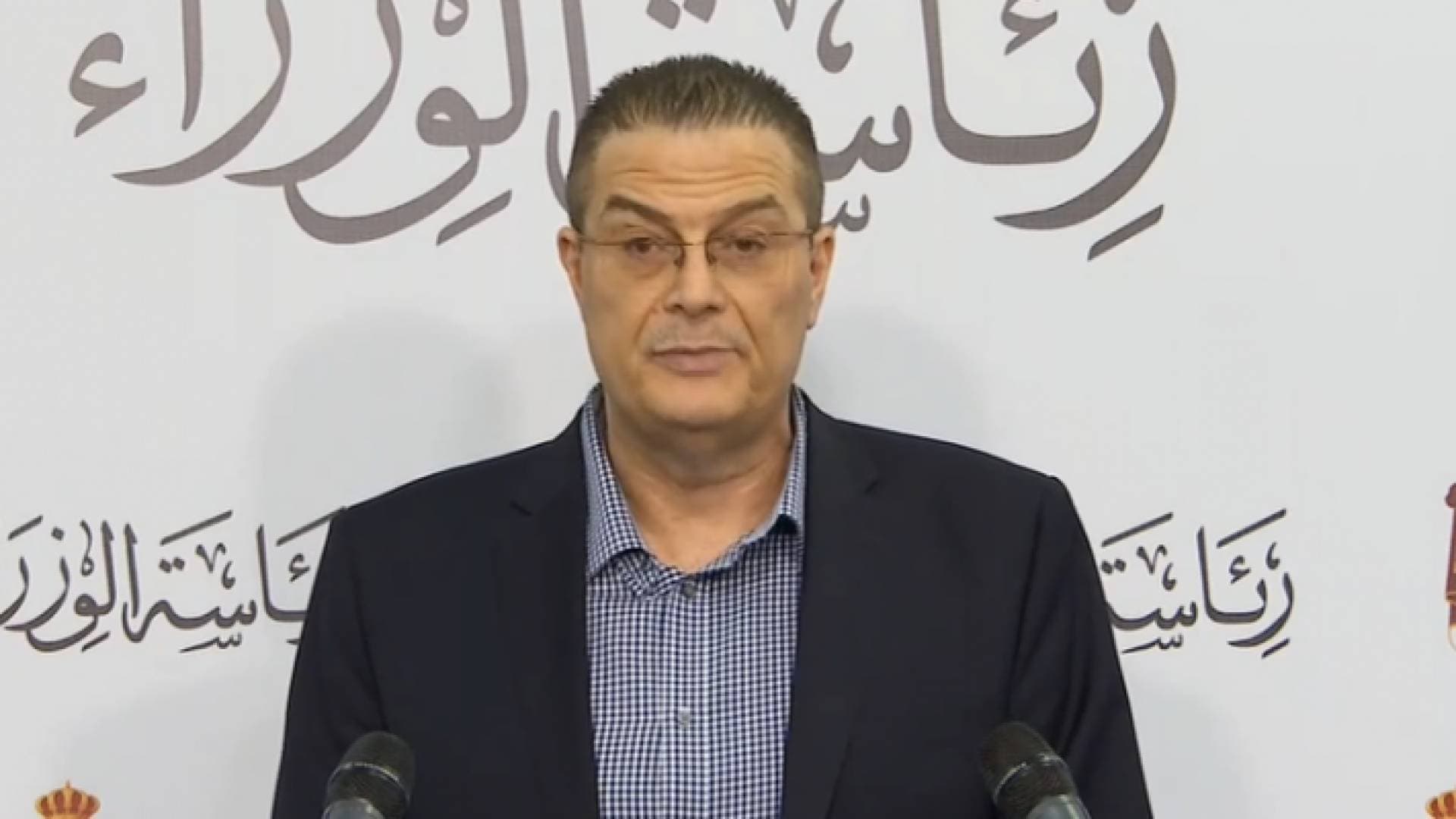 نائب محافظ المركزي: تأجيل أقساط قروض البنوك لشهر أيار الحالي.. فيديو