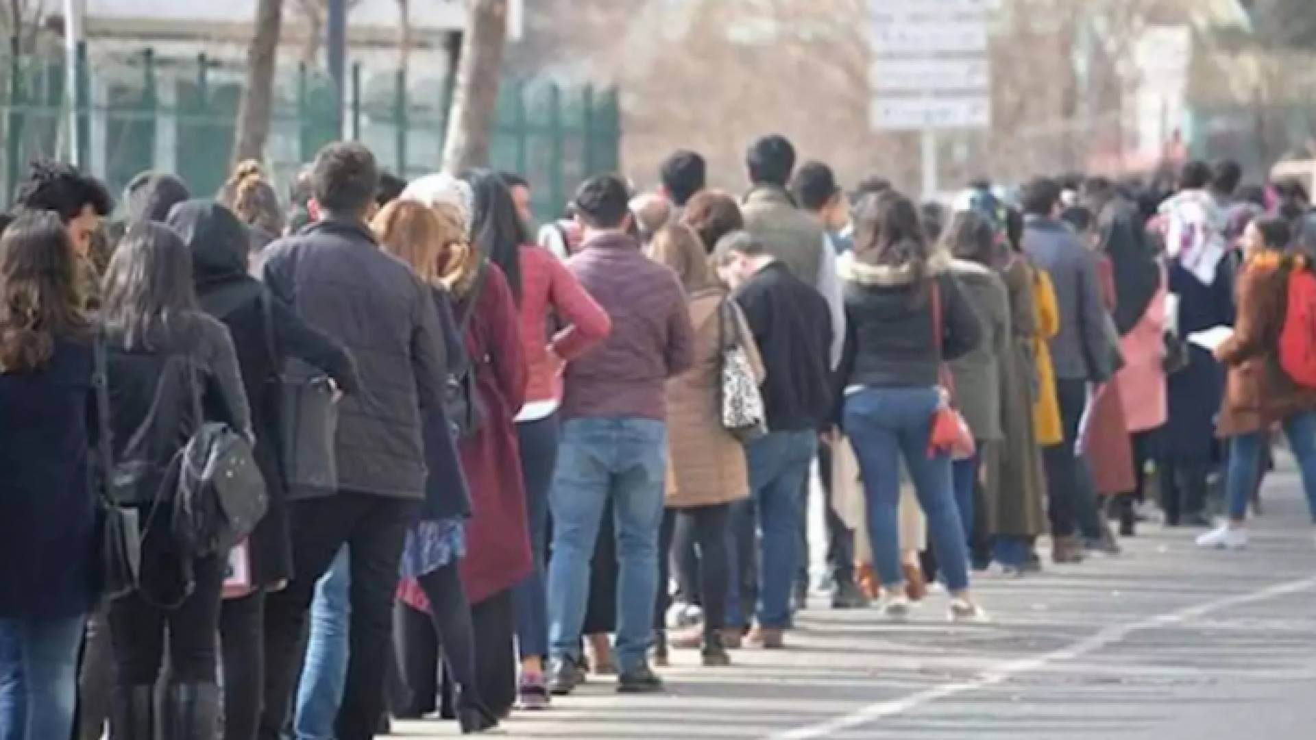 خبراء يدعون لمراجعة سوق العمل لتفادي ارتفاع معدلات البطالة بعد انتهاء أزمة كورونا