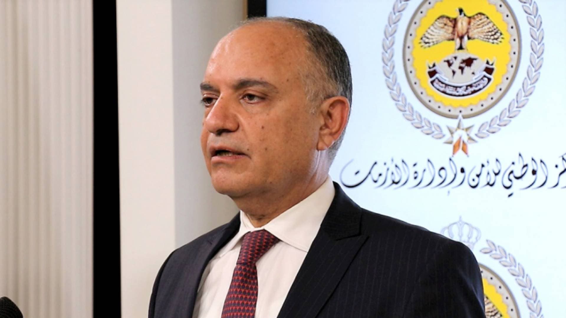 الحكومة: وزير الصحة قدم توصيات للحكومة لبدء عمل القطاعات المغلقة تدريجيا ومن بينها المساجد - فيديو