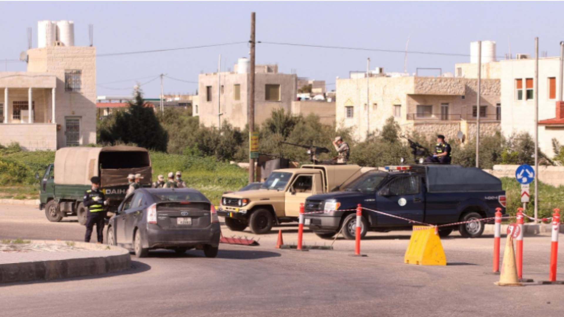 لجنة الاوبئة توصي برفع الحجر عن بنايتين ومنزل في إربد