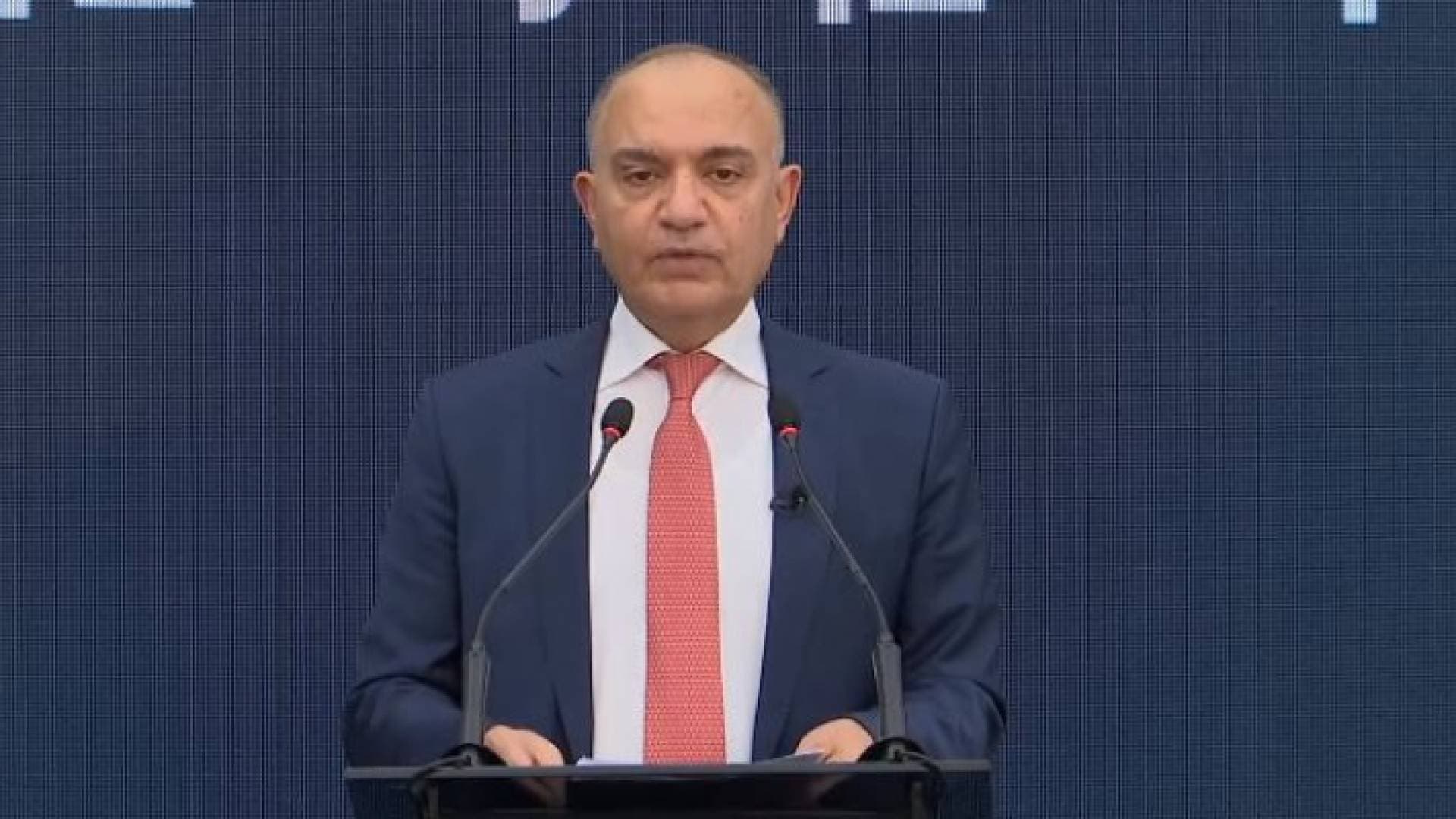 الحكومة تعلن سلسلة اجراءات جديدة لتخفيف حظر التجول في الأردن.. فيديو