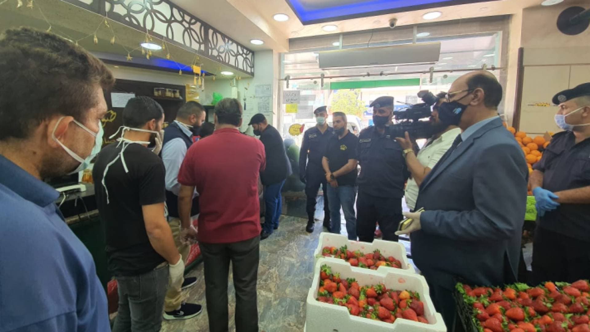 فرق الرقابة الموحدة على المنشآت تتحق من التزامها باجراءات السلامة العامة.. فيديو