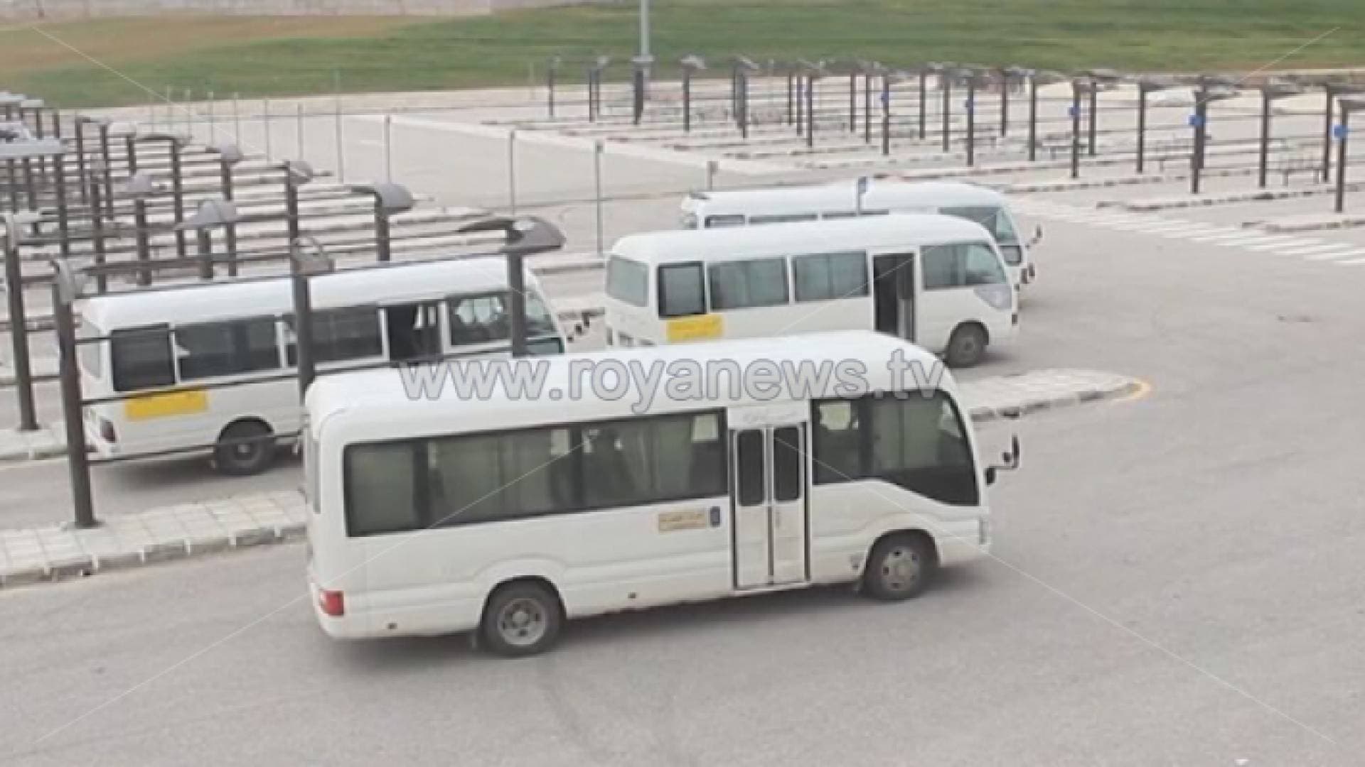 مدير هيئة النقل يبحث مع مشغلي وعاملي القطاع آلية العمل الجديدة المؤقتة