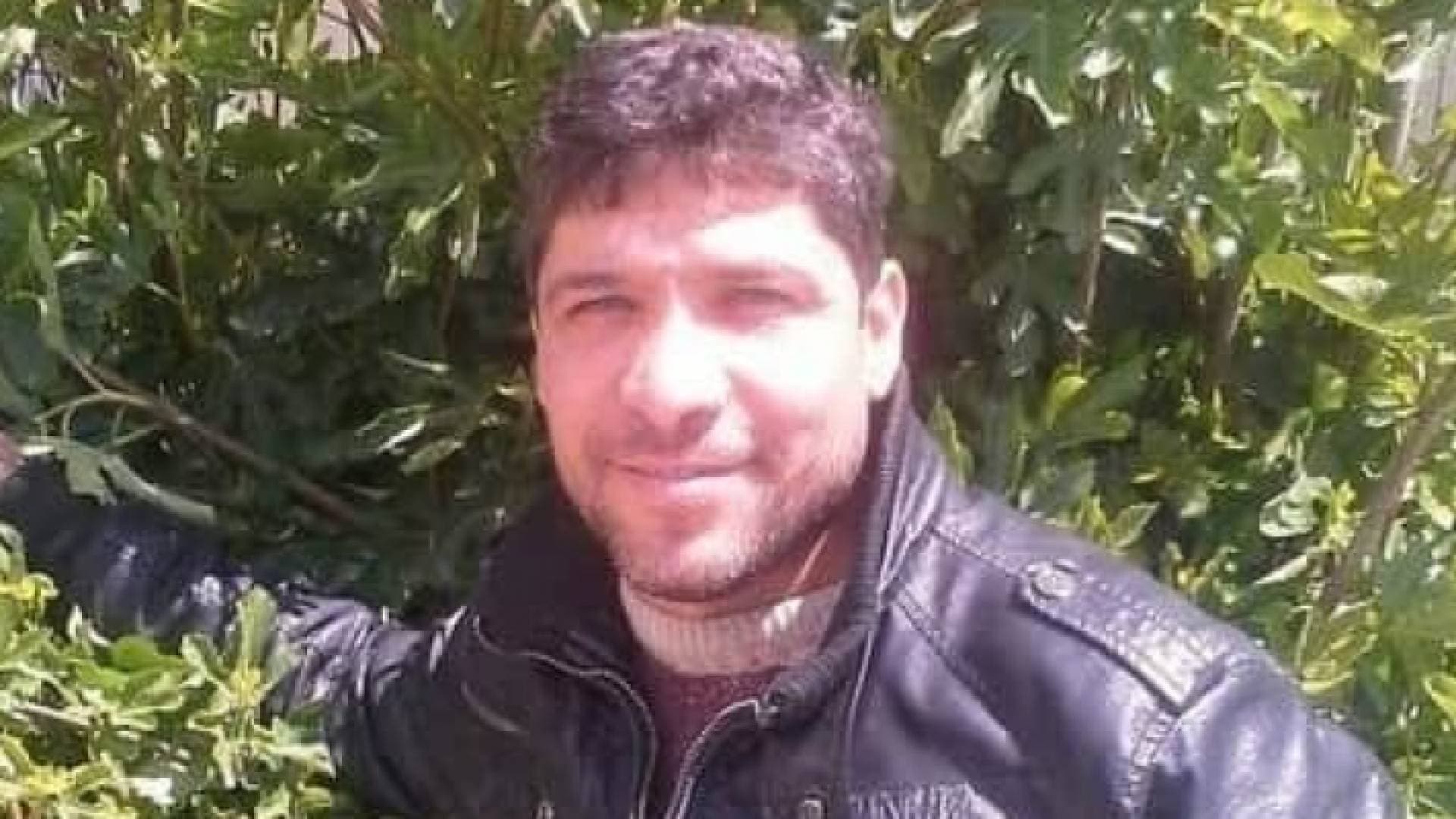 طفلة المتوفى بالتسمم الغذائي في عين الباشا بحالة حرجة بعد تشييعه "فيديو"