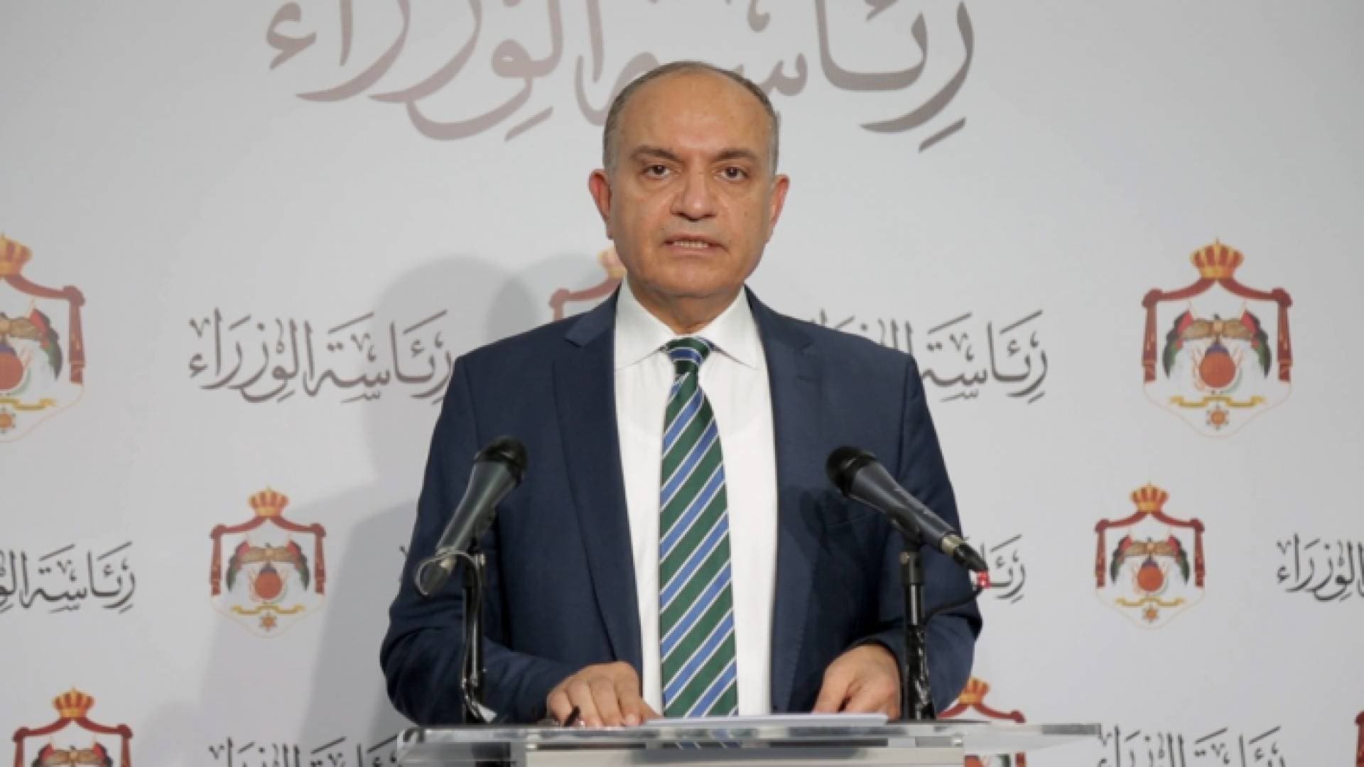 العضايلة: بدء تنفيذ المرحلة الجوية الخامسة والبرية الثالثة من إعادة الأردنيين في 15 آب.. فيديو