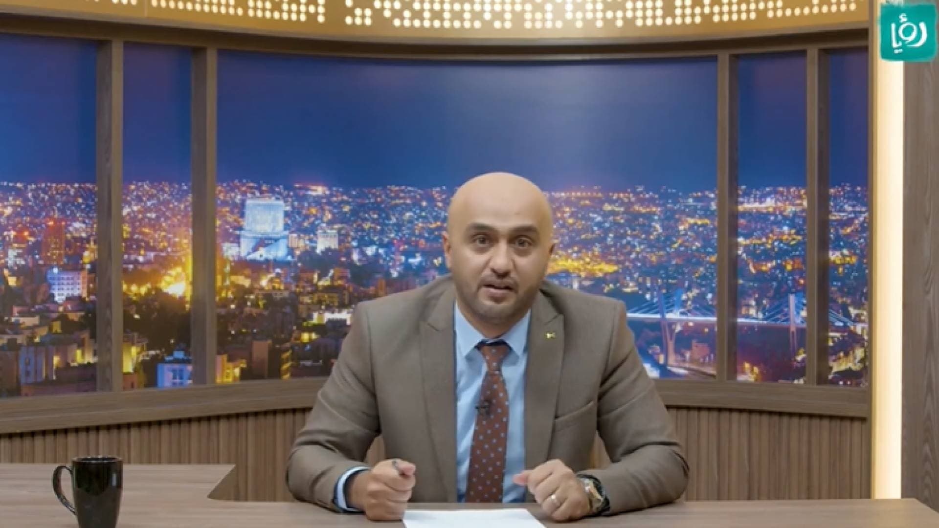 عجلة الاقتصاد وجابر بدون كمامة في تشويش واضح - فيديو
