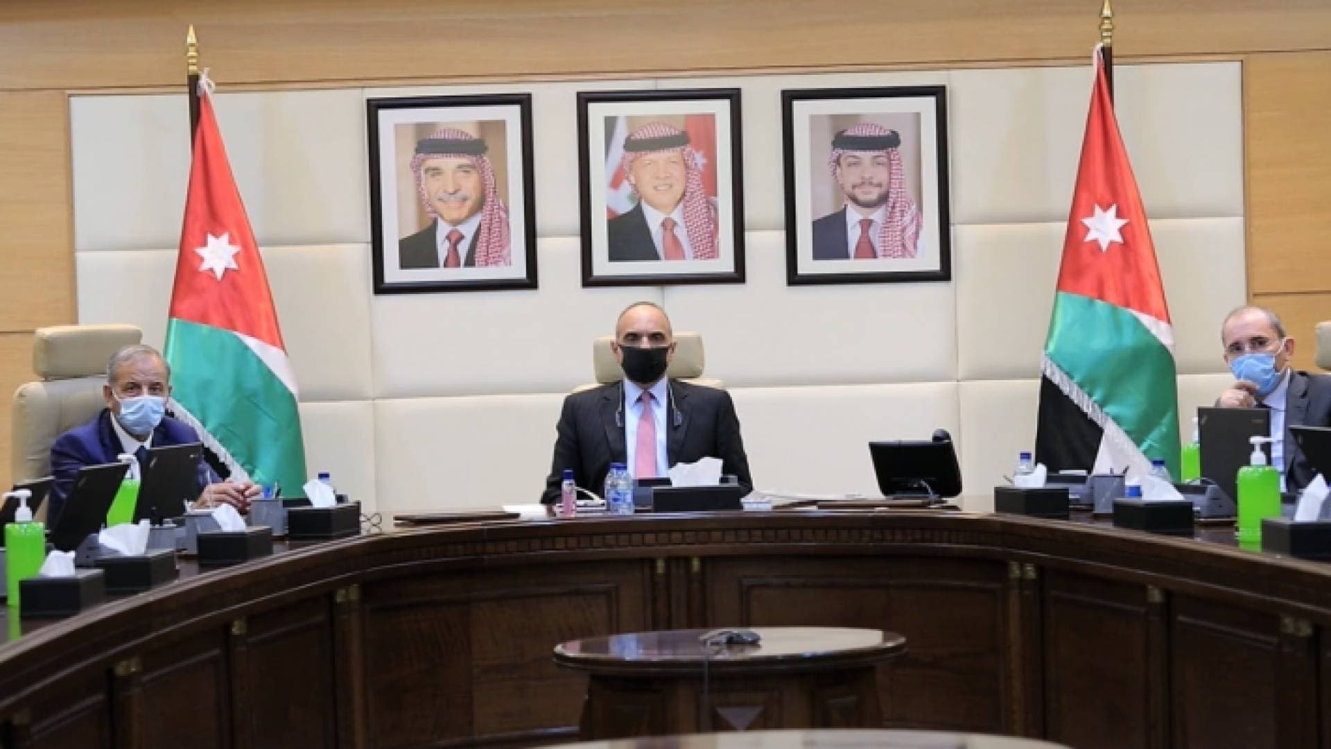 مجلس الوزراء: لن يتم التهاون مع أرباب السوابق والمجرمين ومروعي الناس