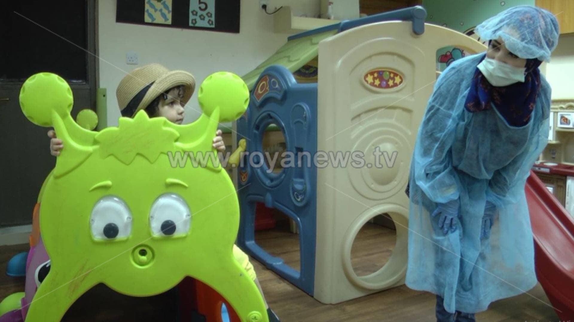 وزير التنمية يتوعد كل من يفتح منزله كحضانة للأطفال.. فيديو
