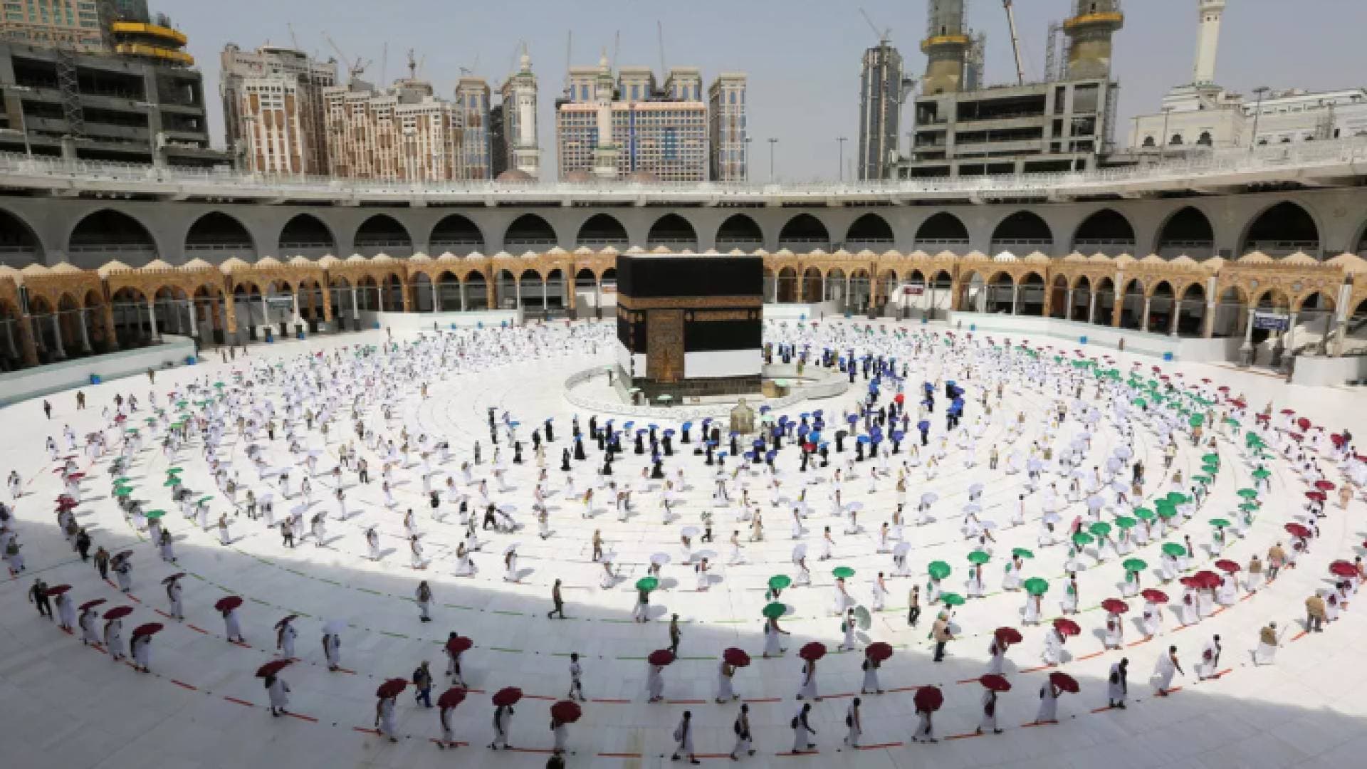 هام للأردنيين .. السعودية تعلن موعد استقبال المعتمرين من الخارج