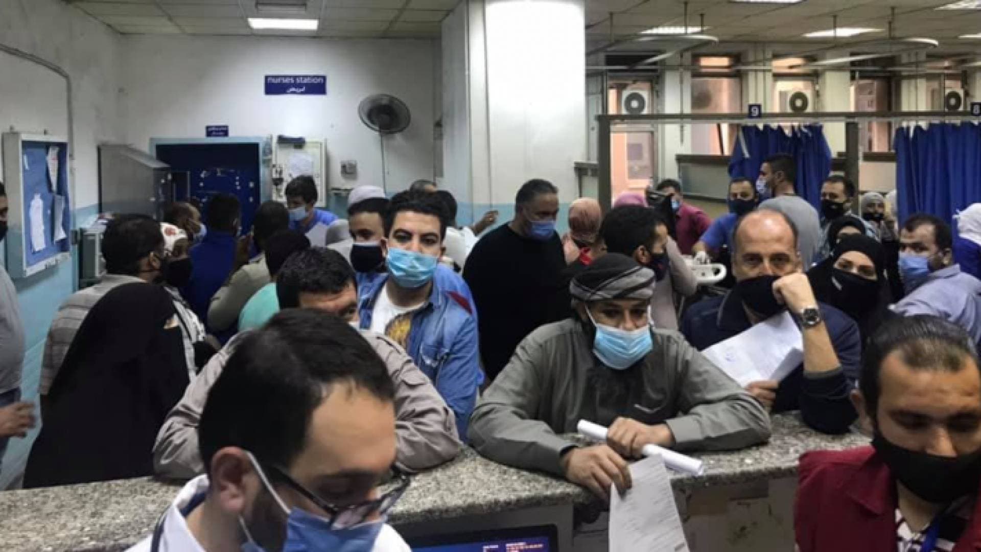 هذا حال المراجعين لقسم الطوارئ في مستشفى البشير.. صور