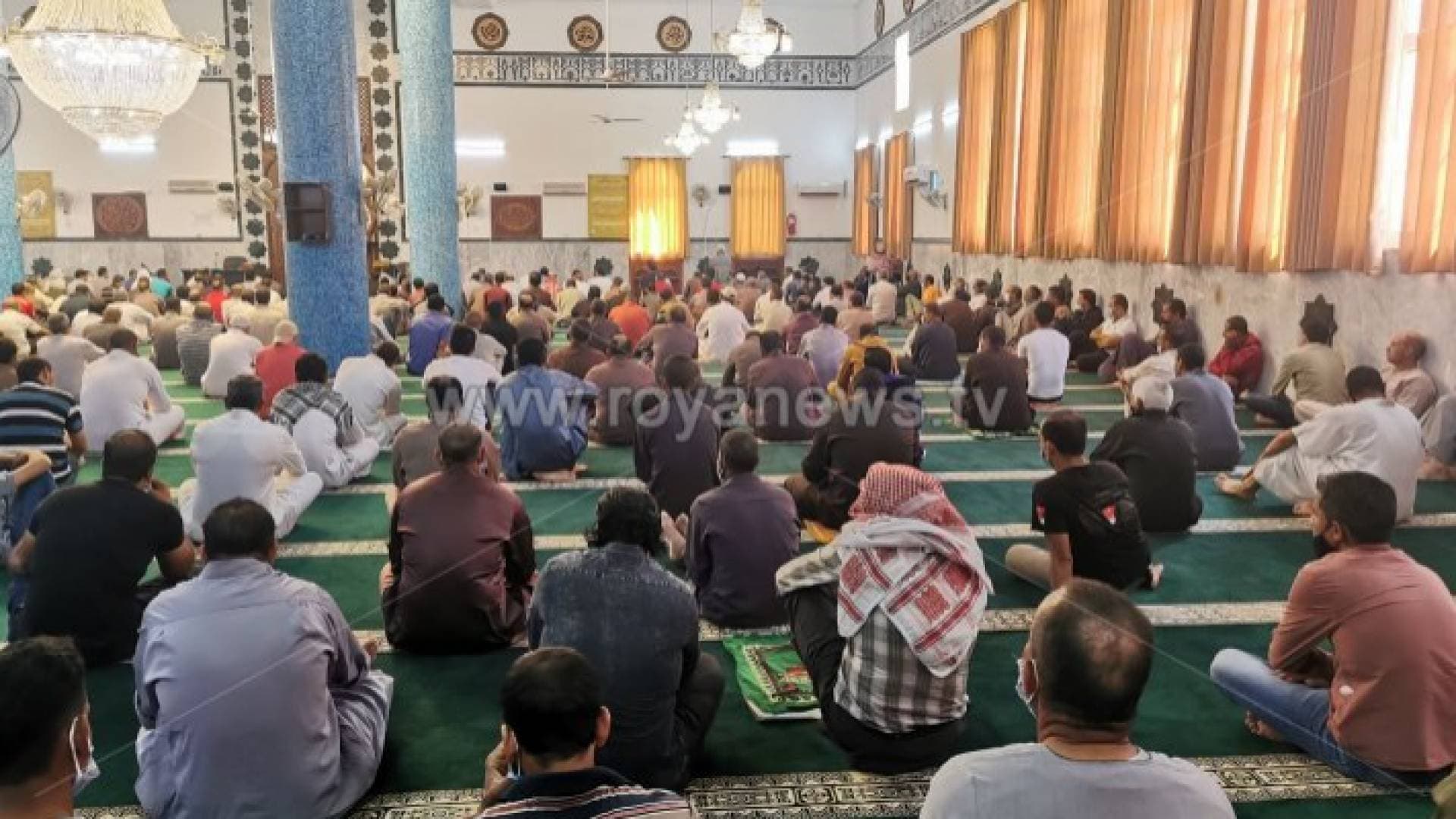 هل يسمح بأداء الصلاة بالمساجد خلال الحظر الشامل بعد الانتخابات؟