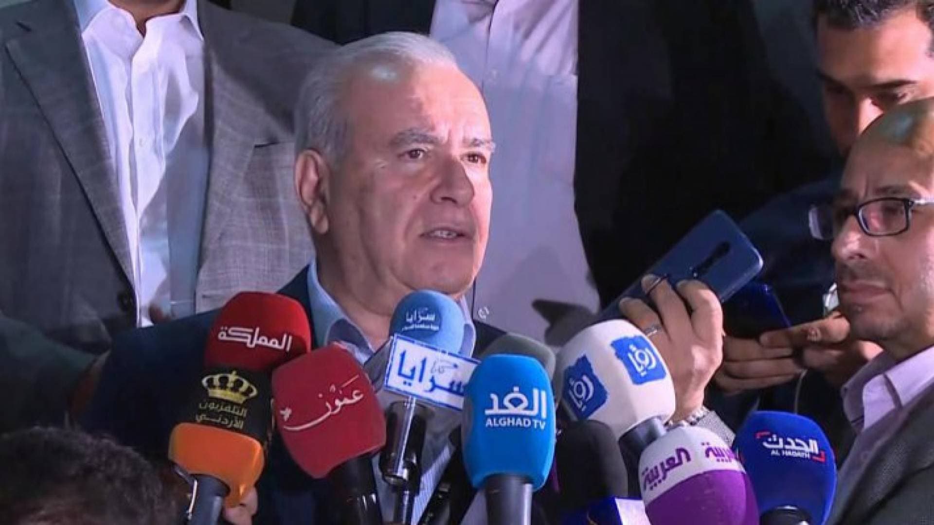وزير أسبق يرد على شاب هاجر من الأردن وقرر ألا يعود إليها: للي قالتها ليلى!