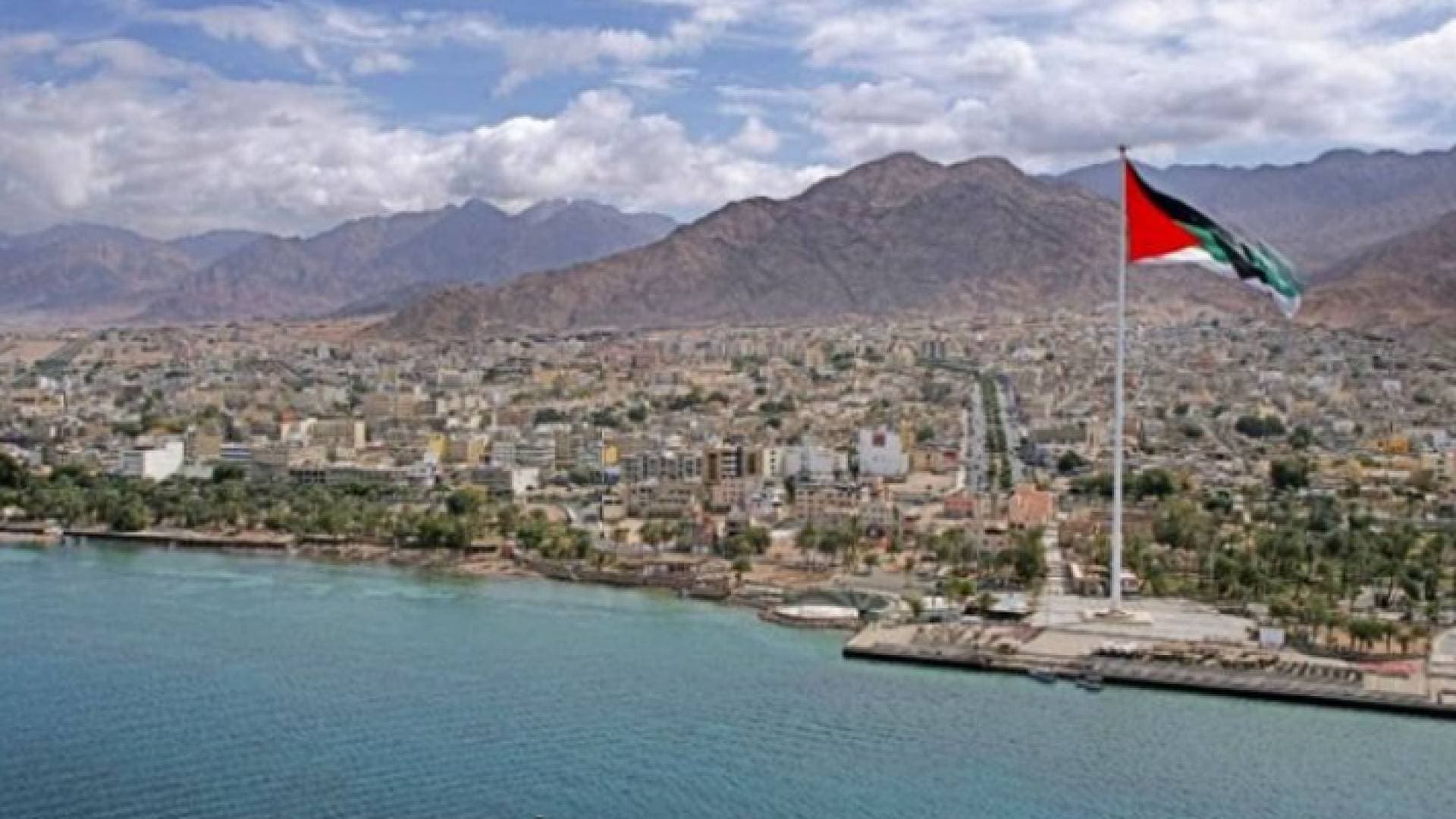 ١٥٠٠ إصابة جديدة بكورونا في مصنع بالعقبة