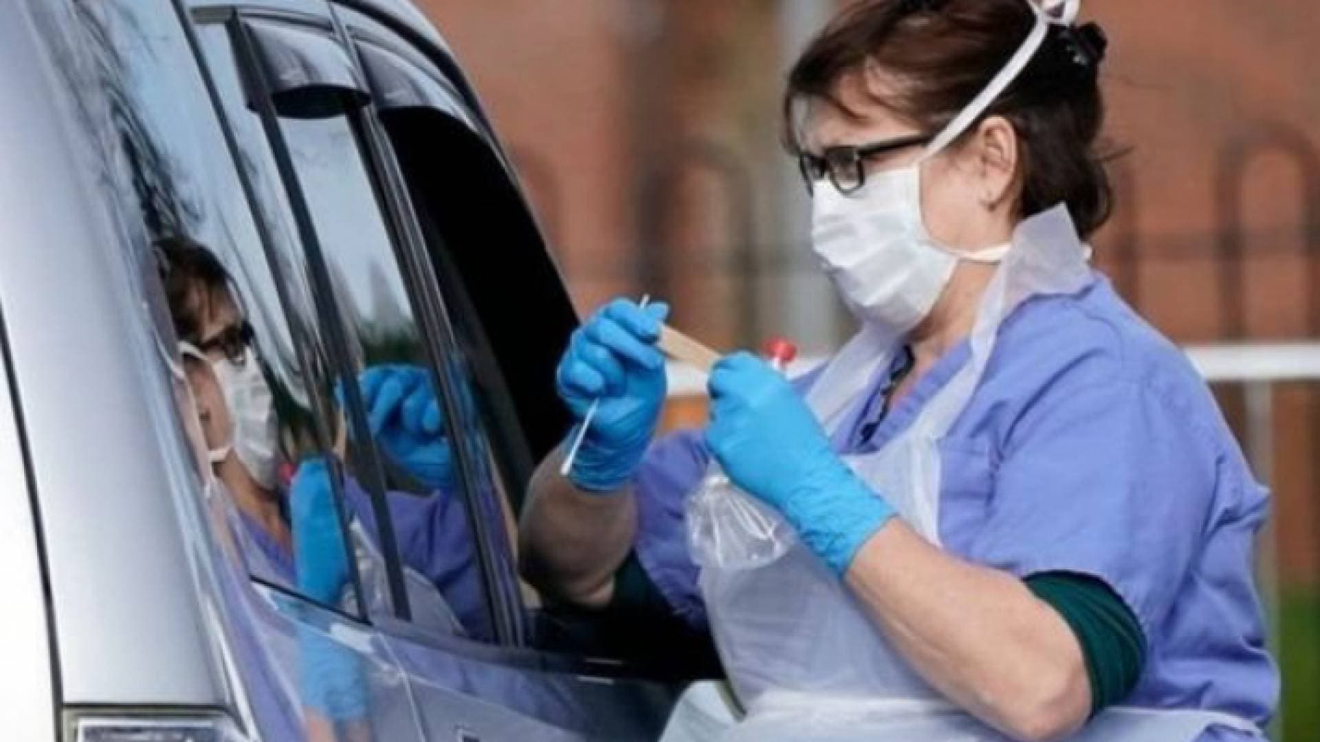 بريطانيا: تشديد القيود لخروج السلالة الجديدة من كورونا عن السيطرة