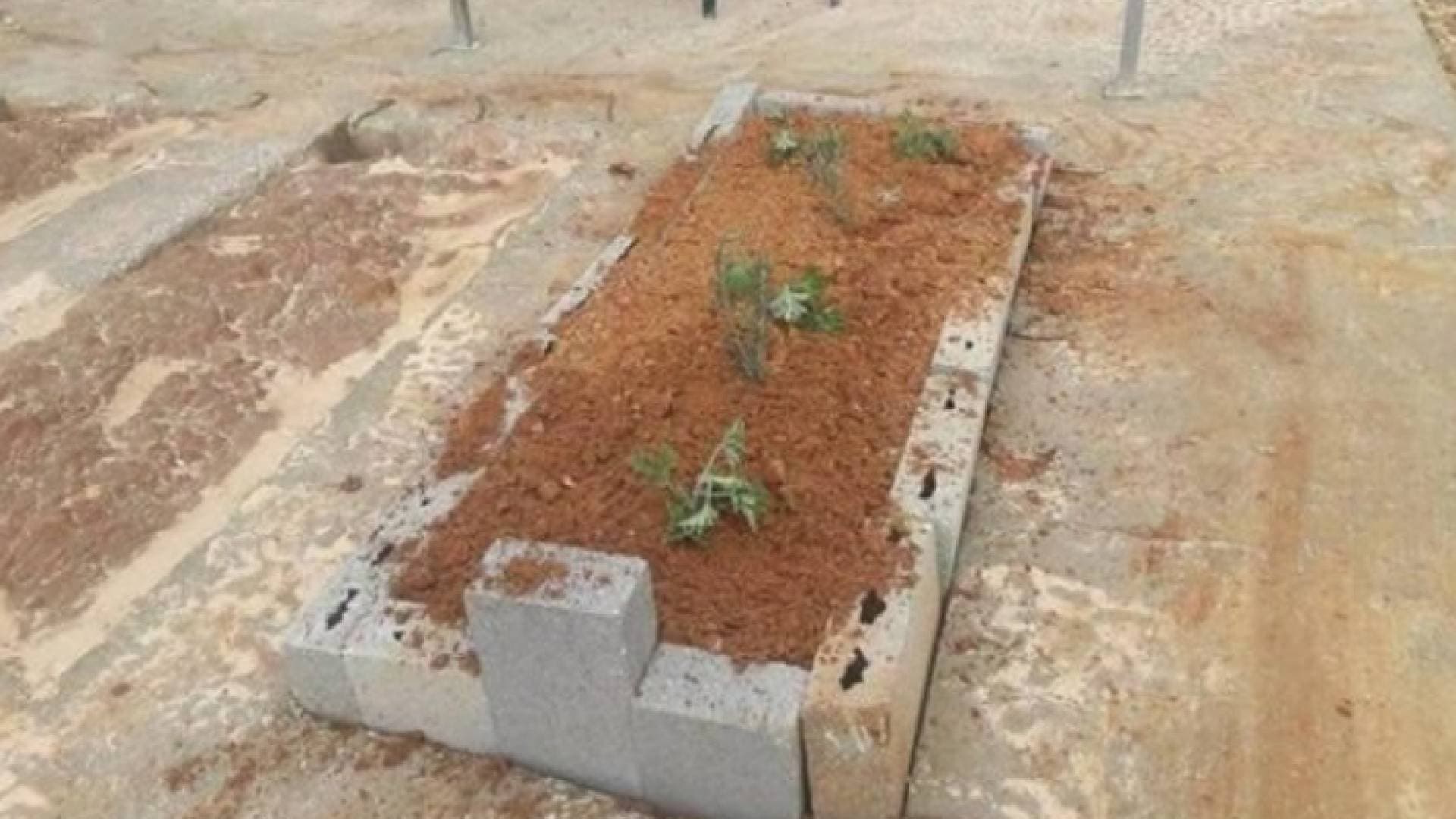 قاتل شقيقته في عمان "شارك في جنازتها" متأثرا