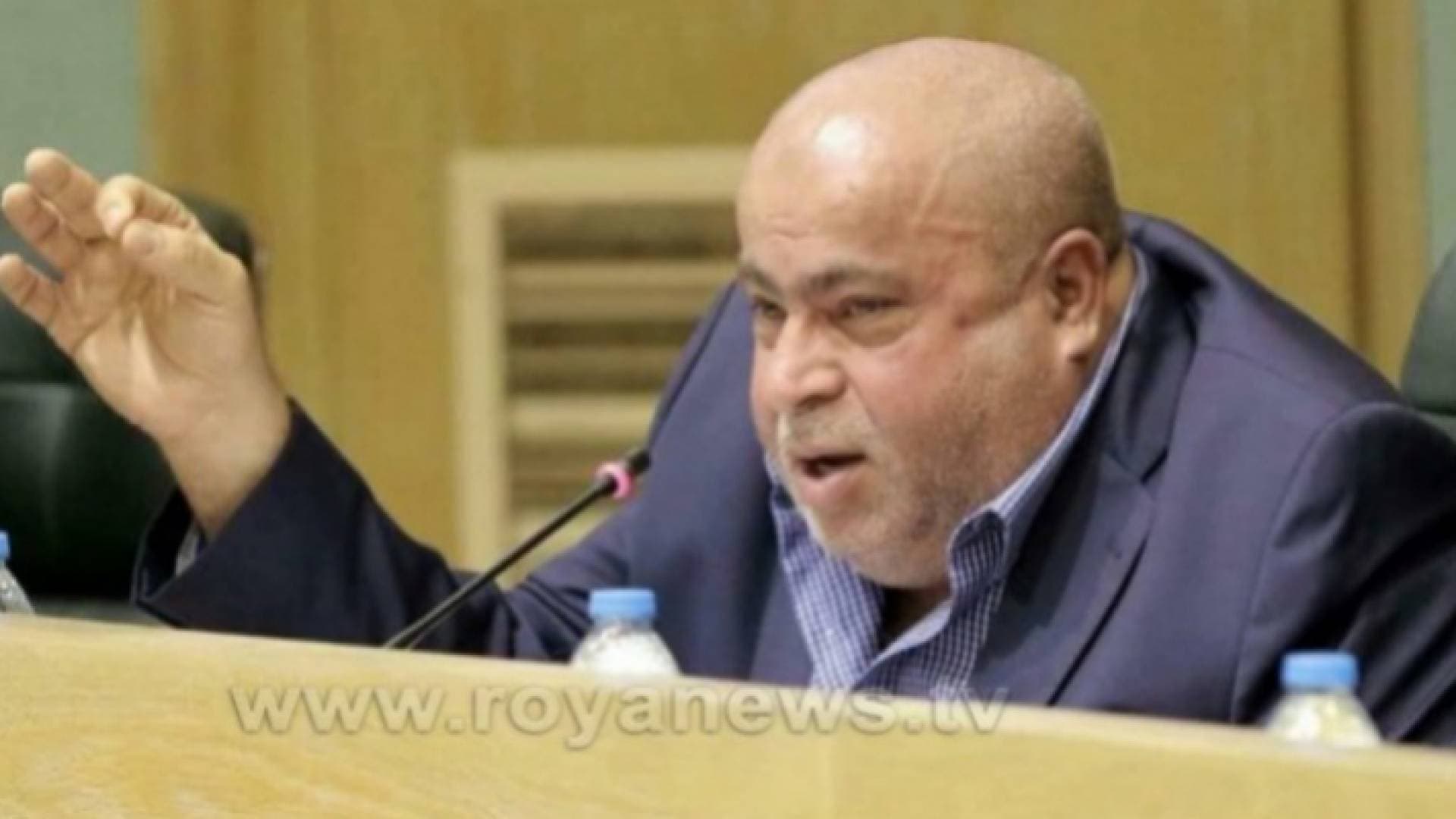 النائب خليل عطية لا جدوى من حظر الجمعة