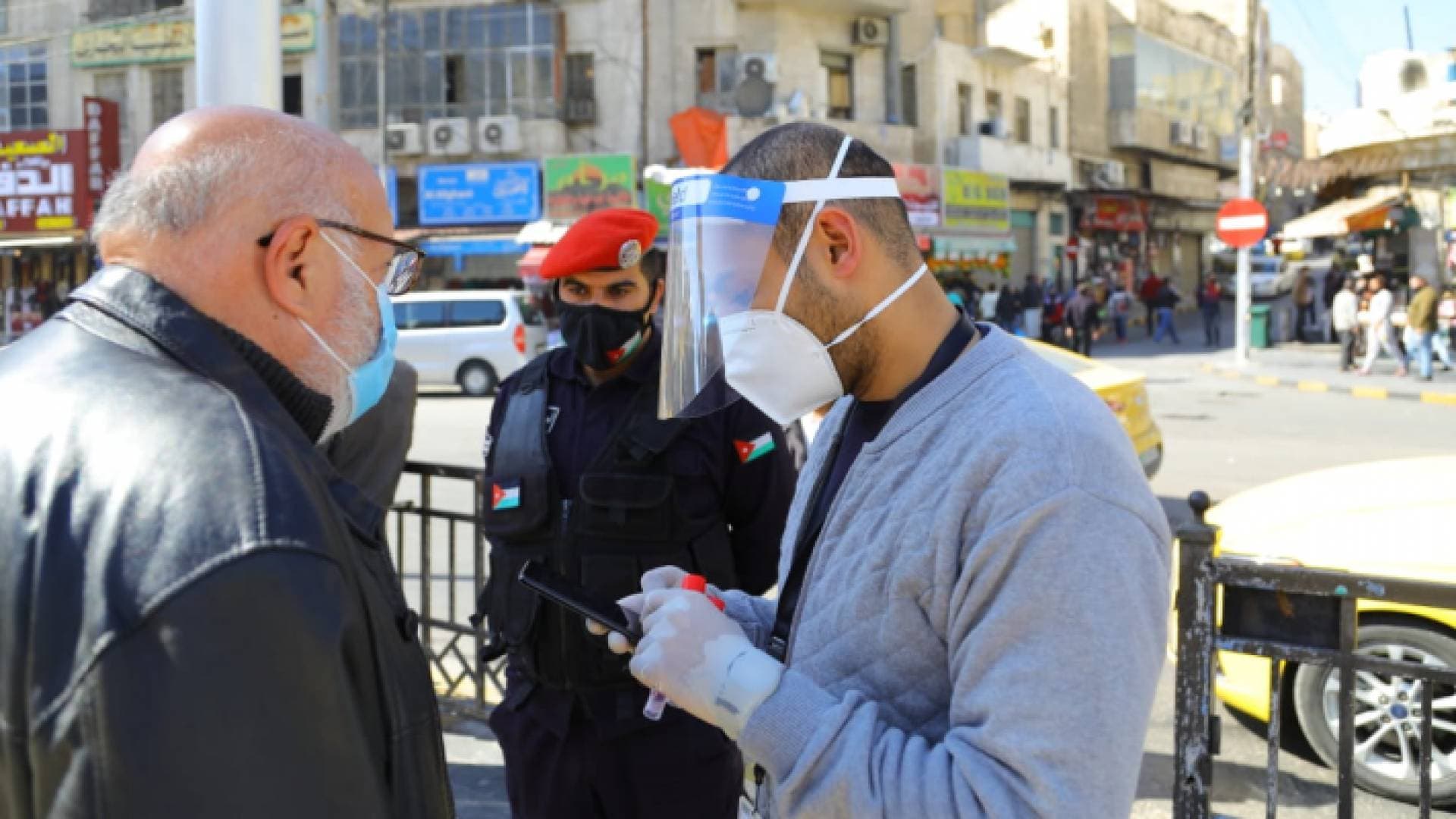 الأردن يسجل أسوأ أسبوع وبائي بأكثر من ٥٦ ألف إصابة بكورونا