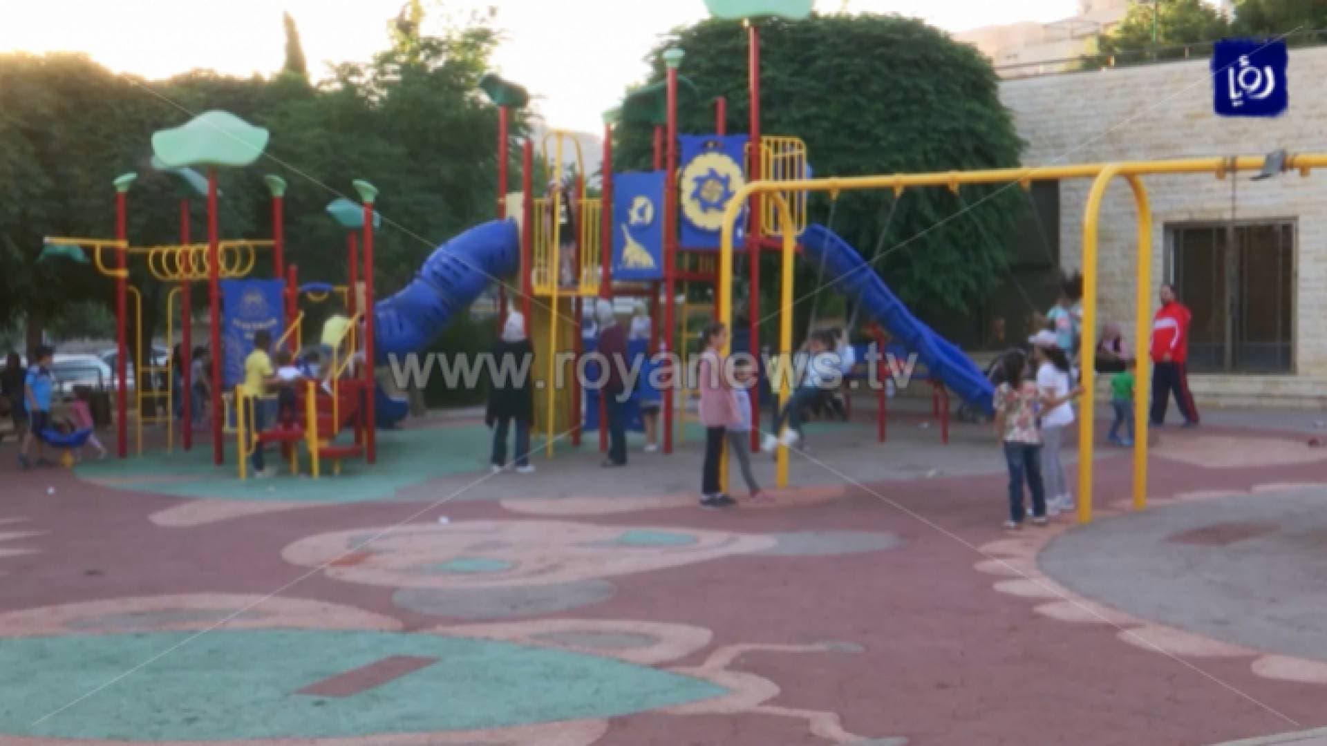 الحكومة تعلن فتح الحدائق العامة والمحال التجارية بداخلها - فيديو