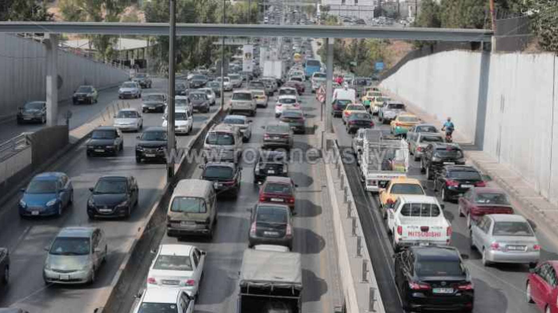 تجارة الأردن: الازدحامات المرورية تعيق وصول المواطنين للاسواق