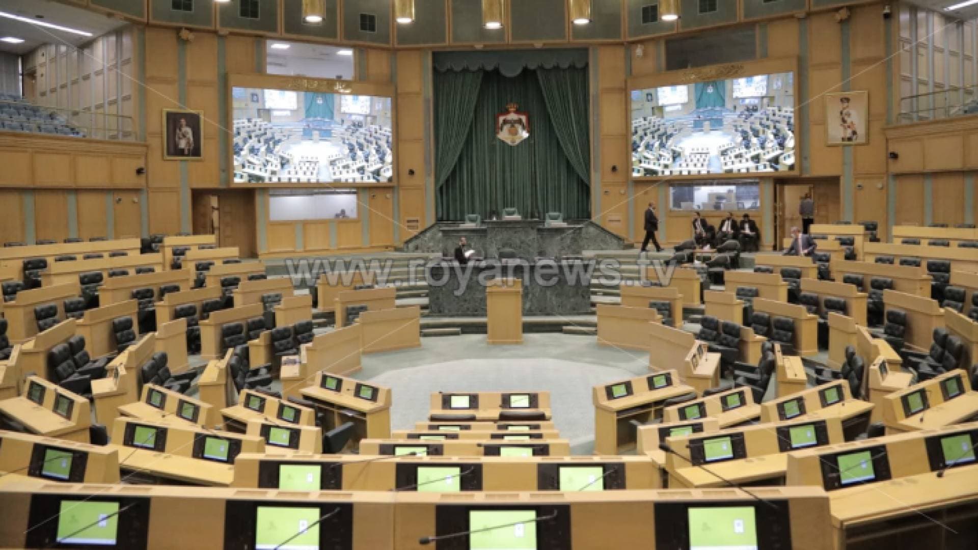 النواب يستكملون مناقشة قرارات لجانه حول مشاريع قوانين.. فيديو