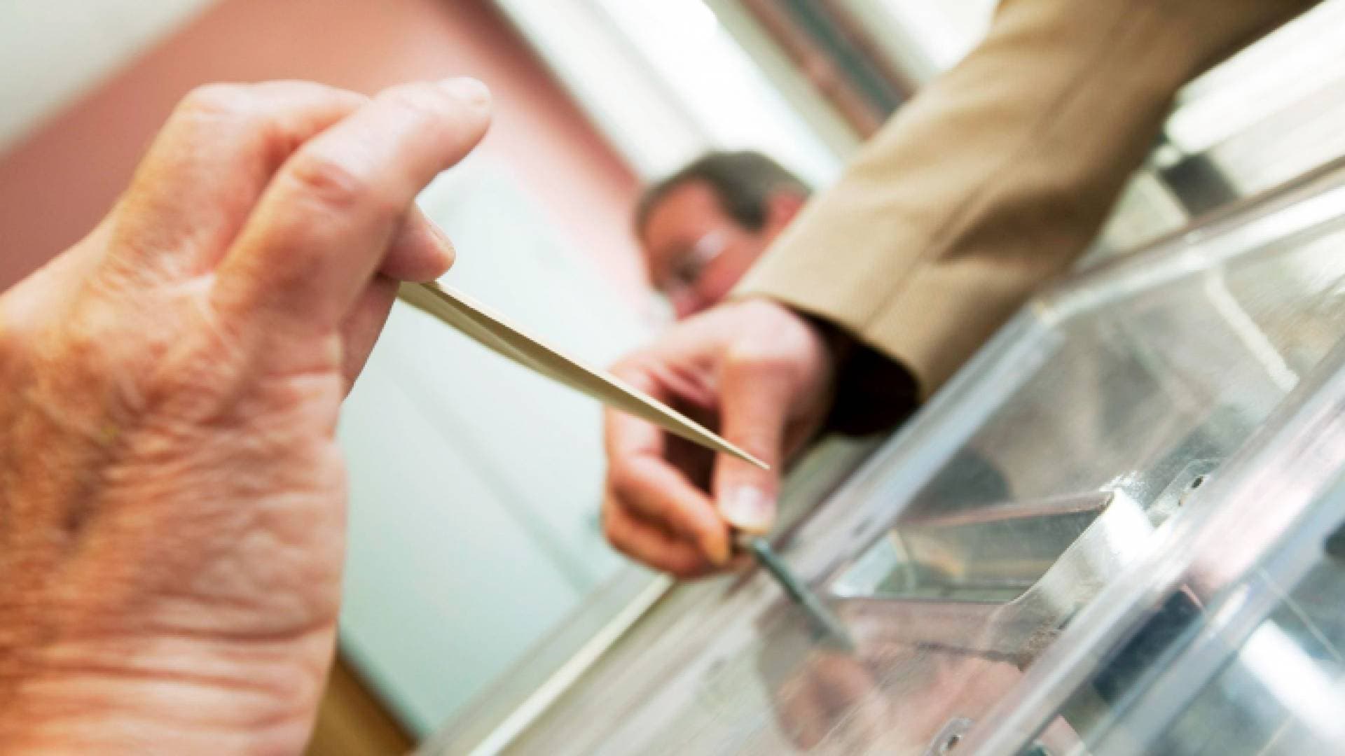 الزوايدة يستهجن تصريحات المسؤولين الحكوميين حول فشل مجالس المحافظات