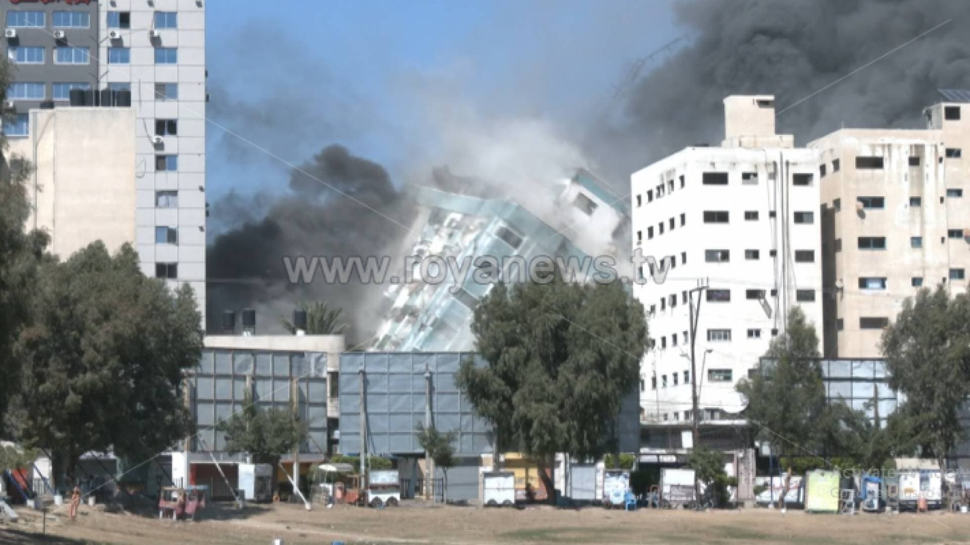 رد أسوشيتد برس والجزيرة بعد تدمير مبنى يضم مقرهما في غارة على غزة