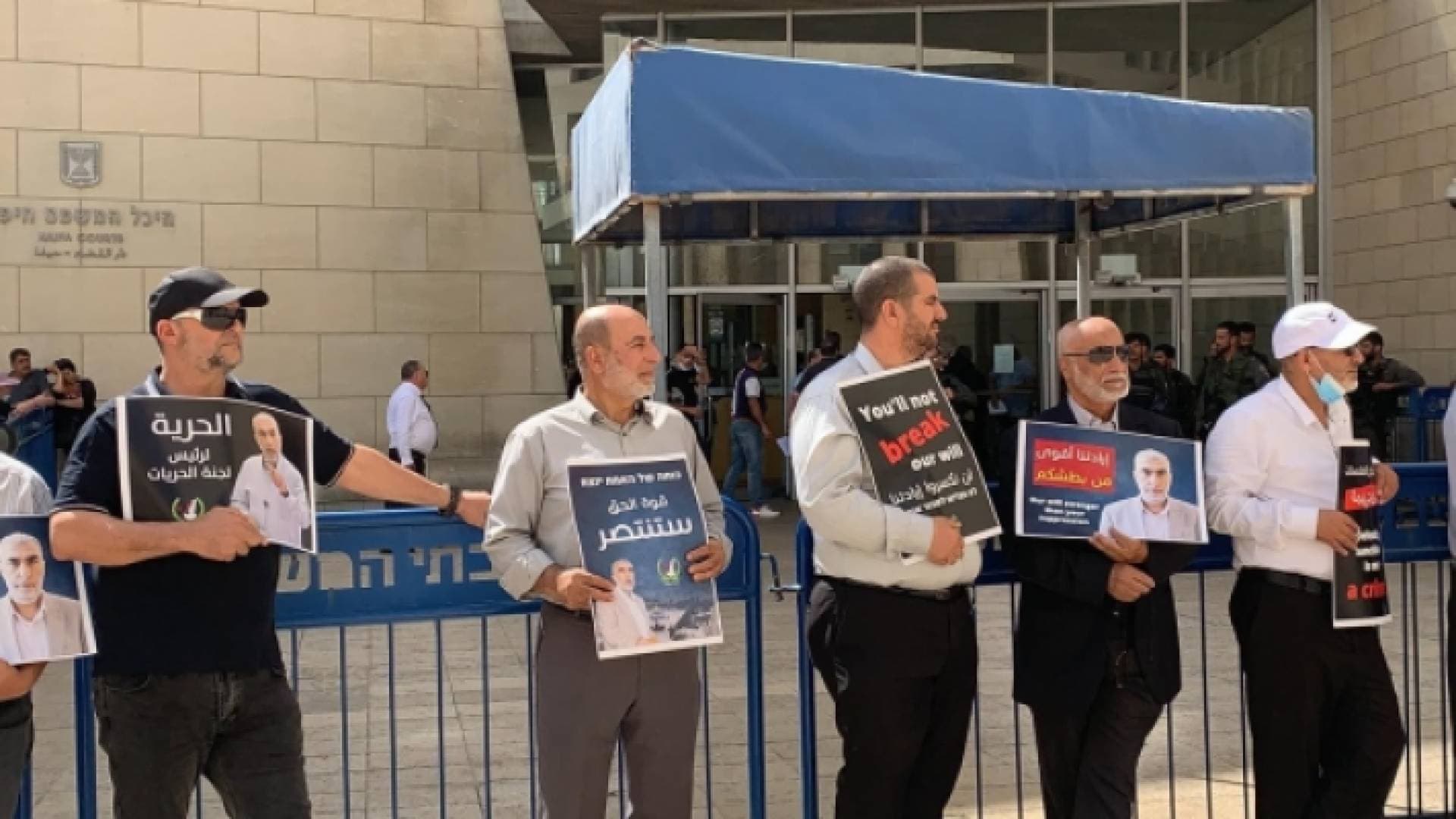 محكمة الاحتلال الإسرائيلي تمدد اعتقال الشيخ كمال الخطيب