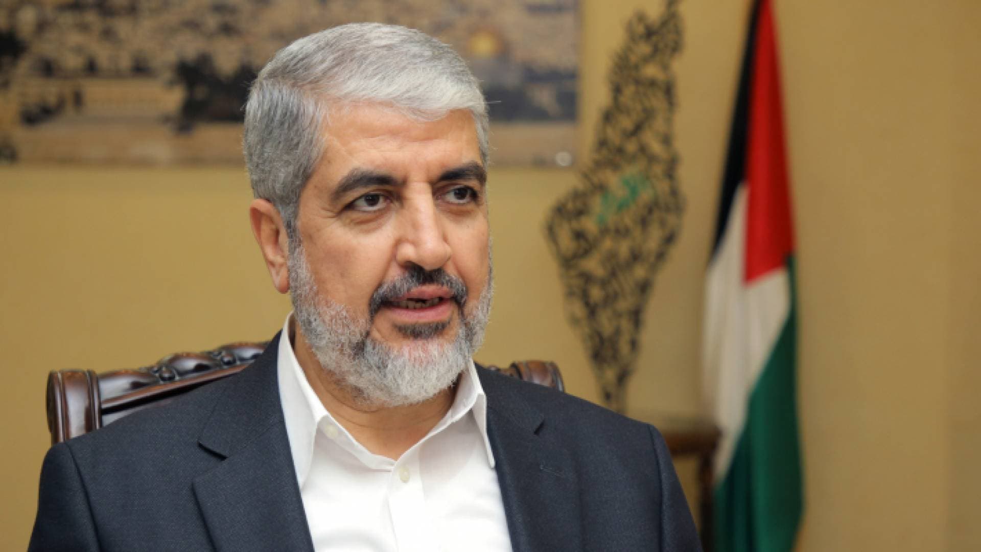 خليل عطية يهنئ مشعل بانتصار المقاومة الفلسطينية في غزة