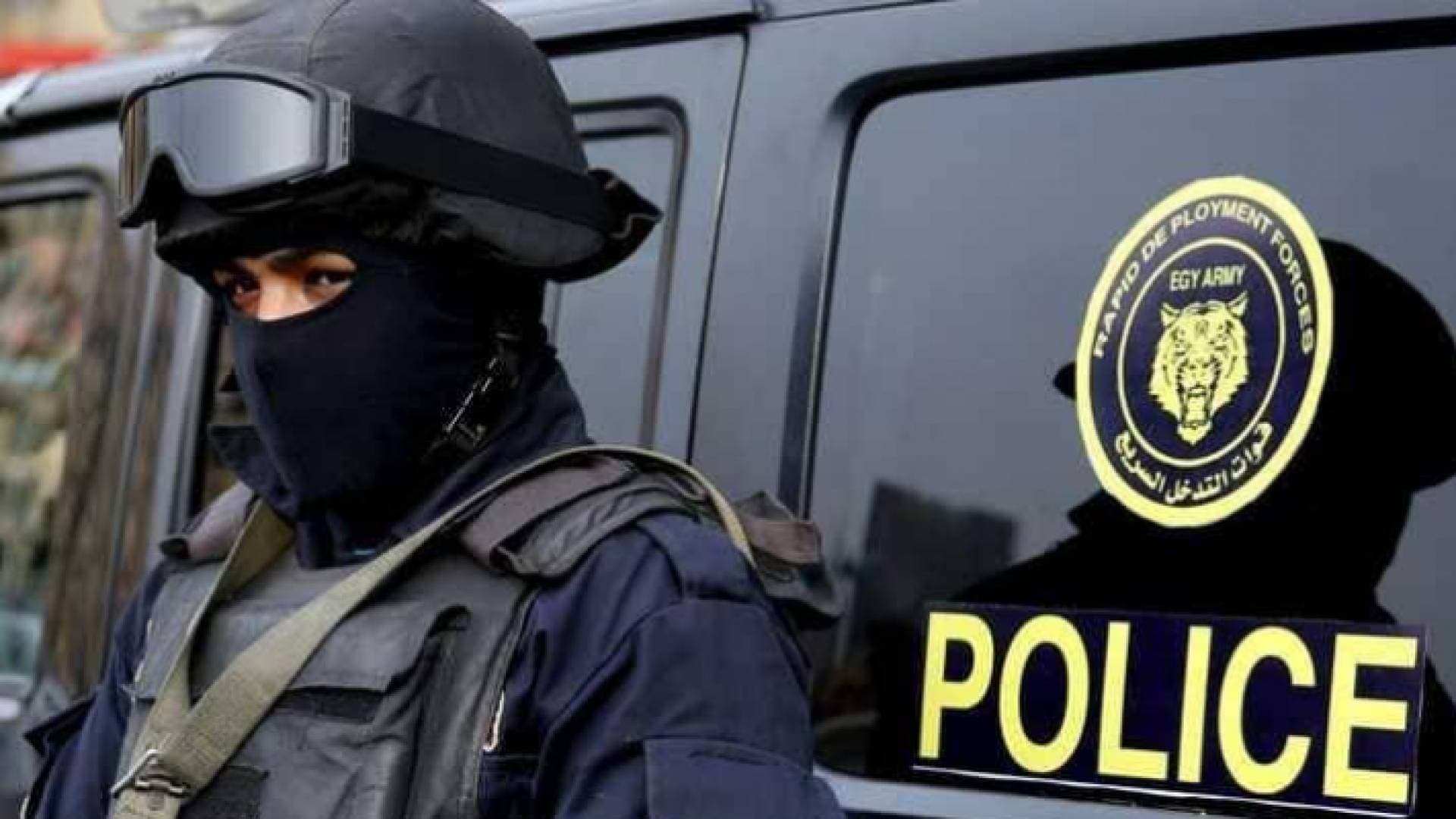 مصر.. كاميرا مراقبة توثق جريمة قتل بشعة في الشارع