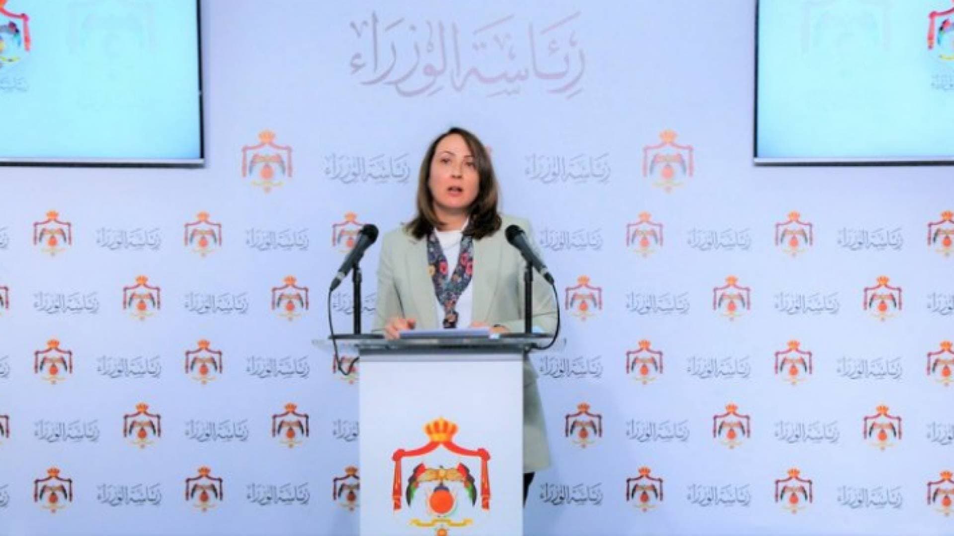 العلي تكشف لـ "رؤيا" تفاصيل إجراءات الحكومة للعودة إلى "صيف آمن".. فيديو