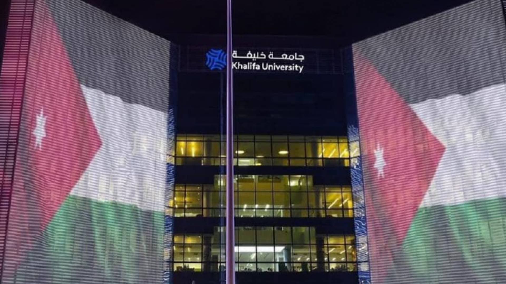الامارات تشارك الأردن الاحتفال بعيد الاستقلال الـ ٧٥ - صور