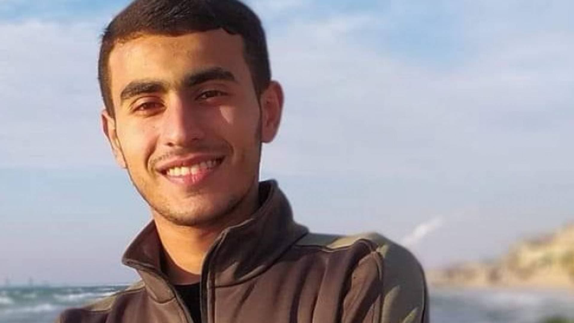 أكاديمي جامعي في غزة يشعل الفضاء الإلكتروني بسبب علامة الشهيد العرعير.. صورة