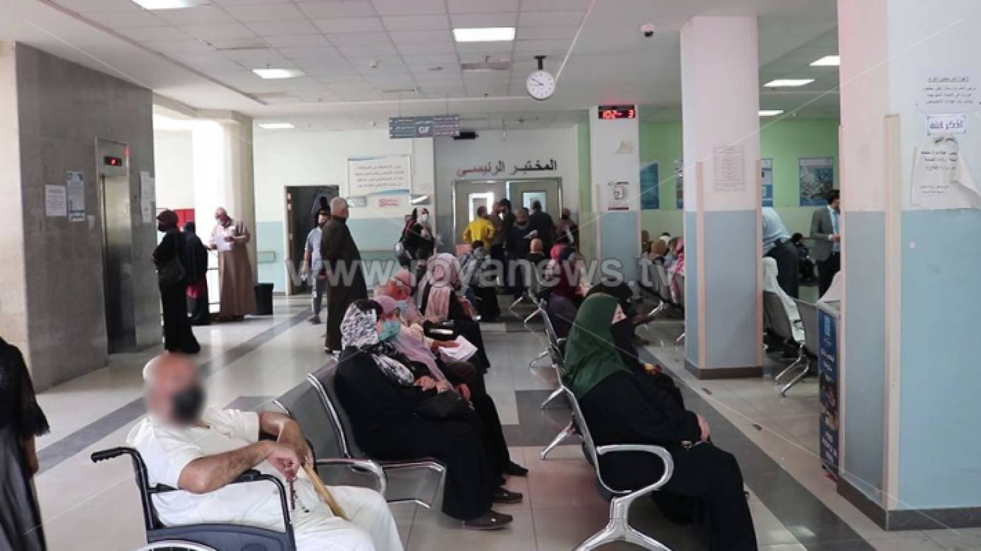 عودة تدريجية لعمل عيادات الاختصاص في مستشفى الزرقاء الحكومي