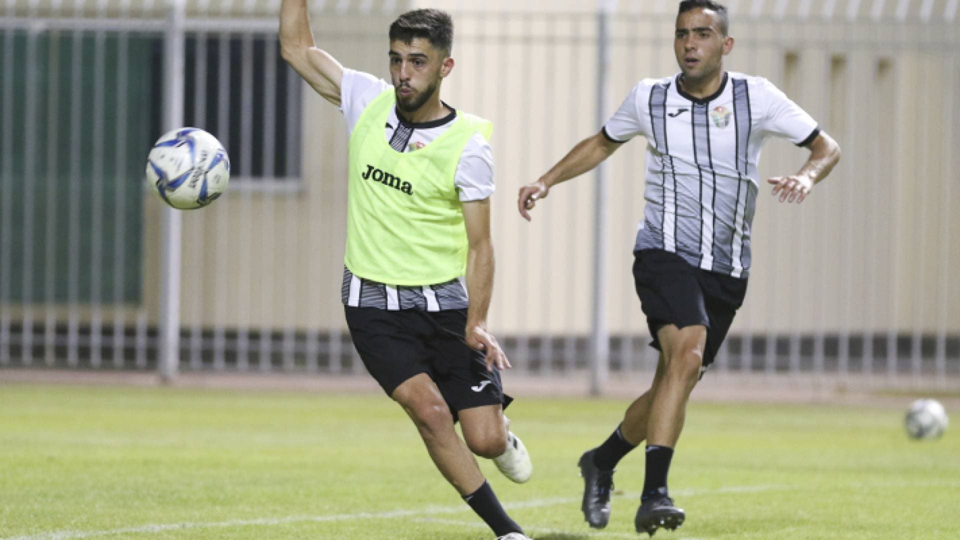 المنتخب الرديف ينهي تحضيراته للقاء نظيره البحريني الاثنين