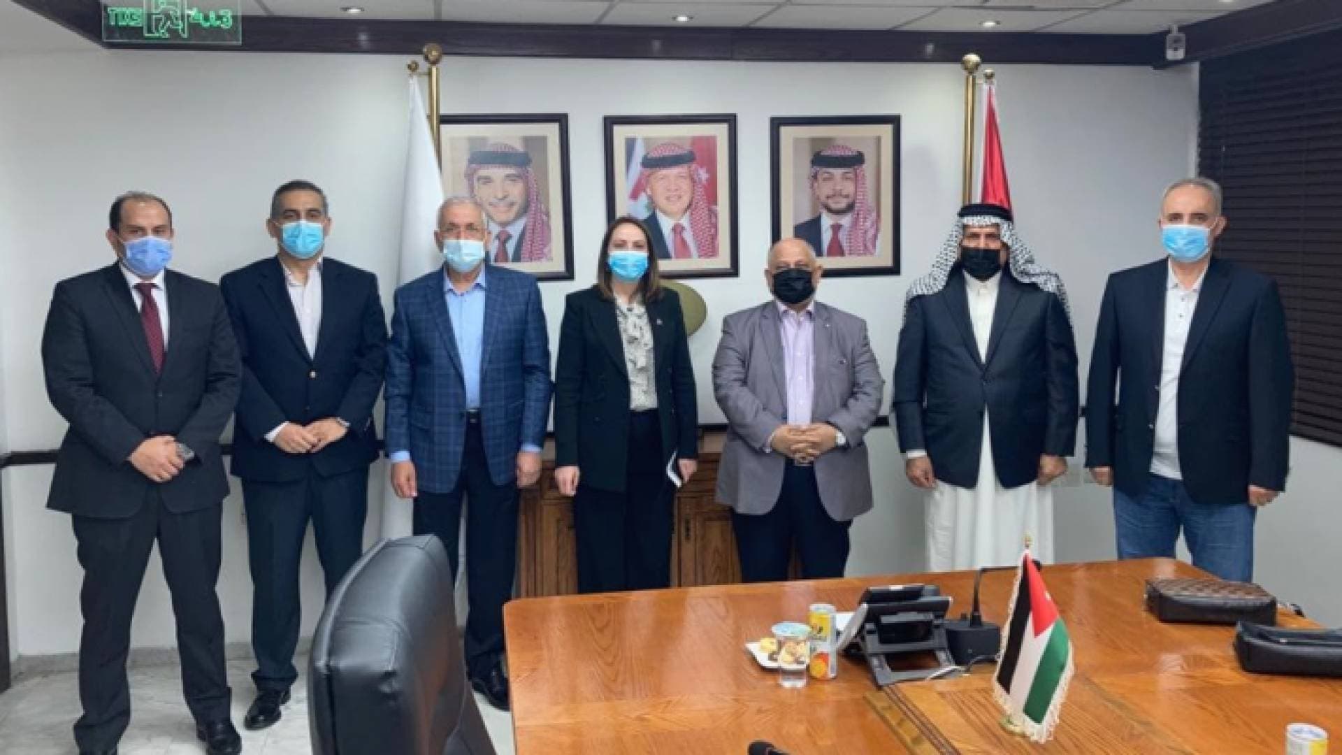 وزيرة الصناعة تبحث مع رجال أعمال عراقيين سبل الاستثمار في الأردن