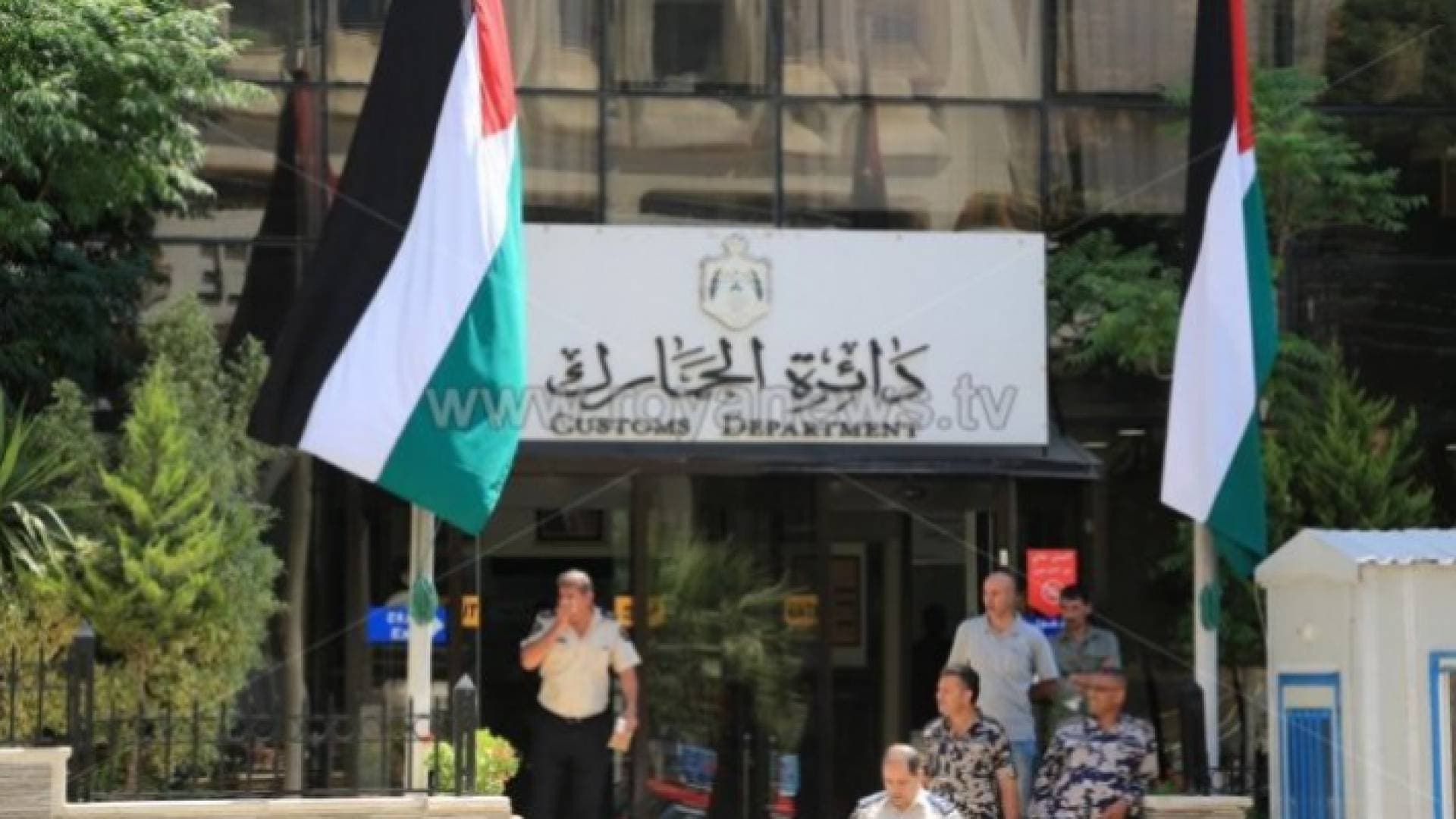الجمارك تطلق ٦ خدمات إلكترونية جديدة.. تفاصيل