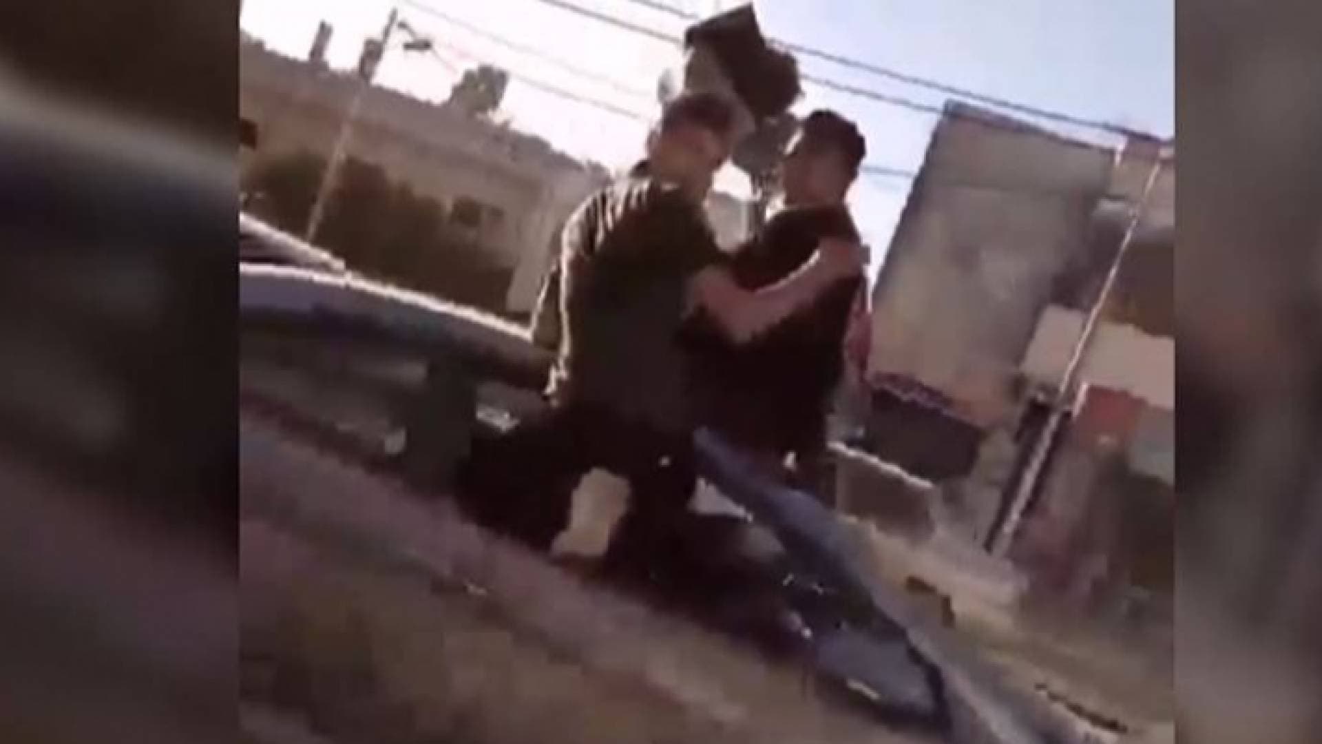 "من الجامعة إلى البسطة".. فيديو ساخر يجسد أزمة البطالة - فيديو