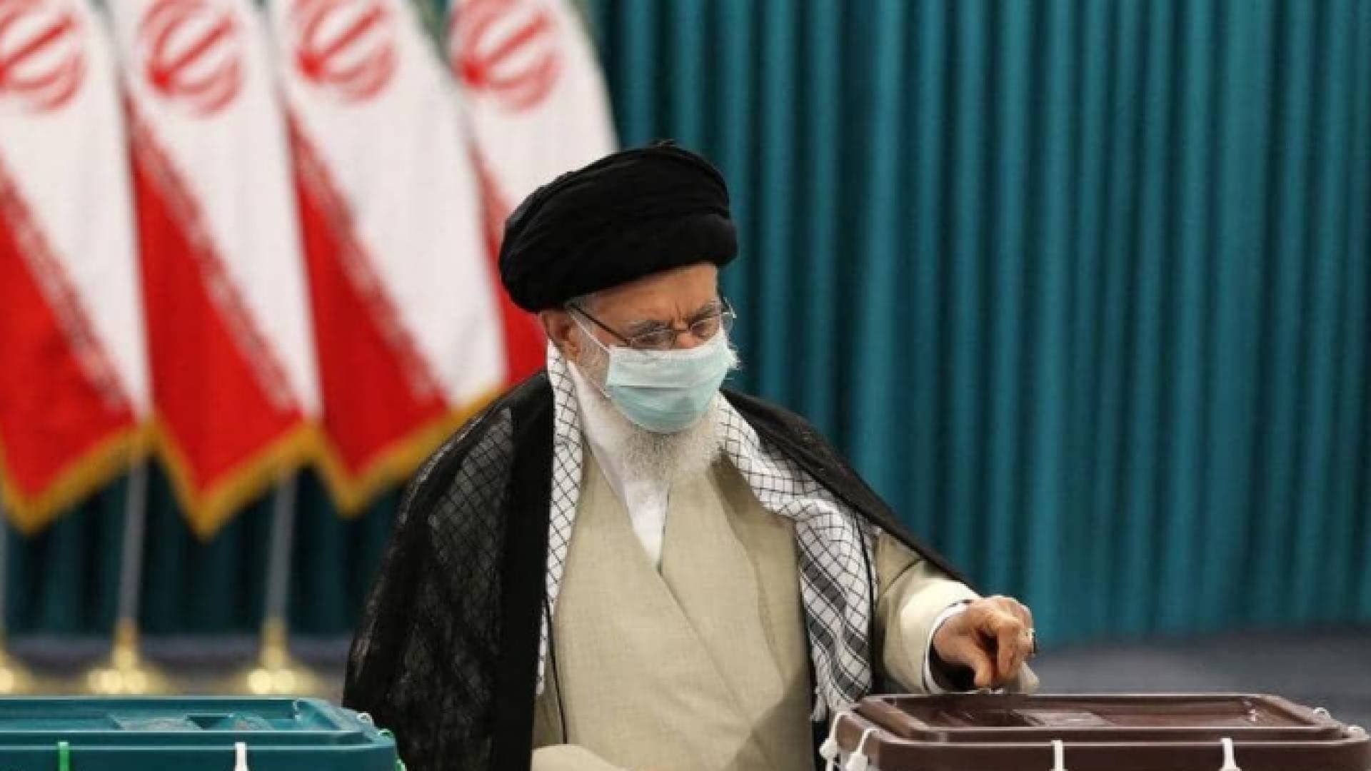 فتح مراكز الاقتراع في إيران.. وخامنئي يناشد "تعالوا وشاركوا"