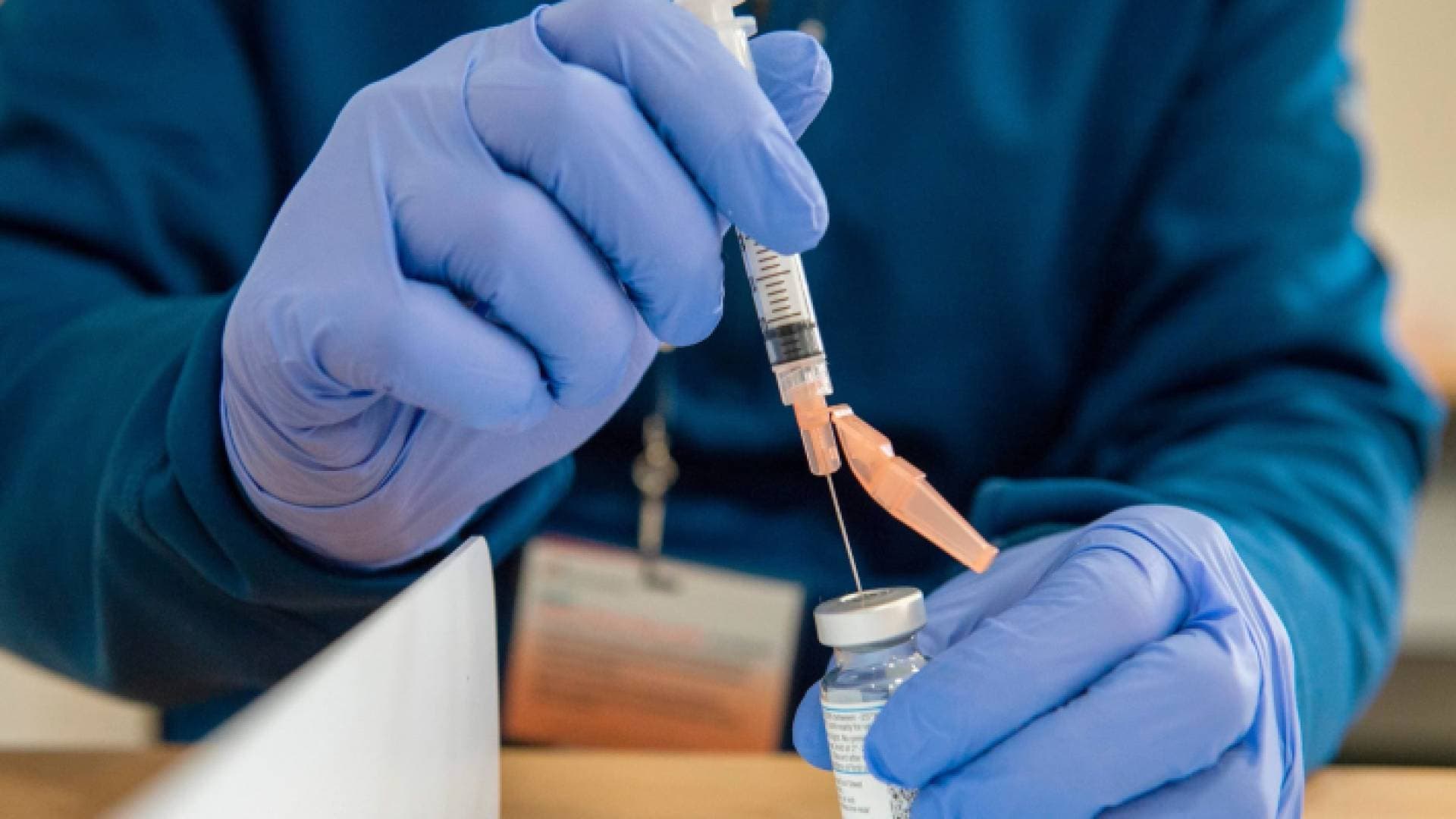 أمريكا توزع ٥٥ مليون جرعة لقاح لدول العالم من بينها الأردن