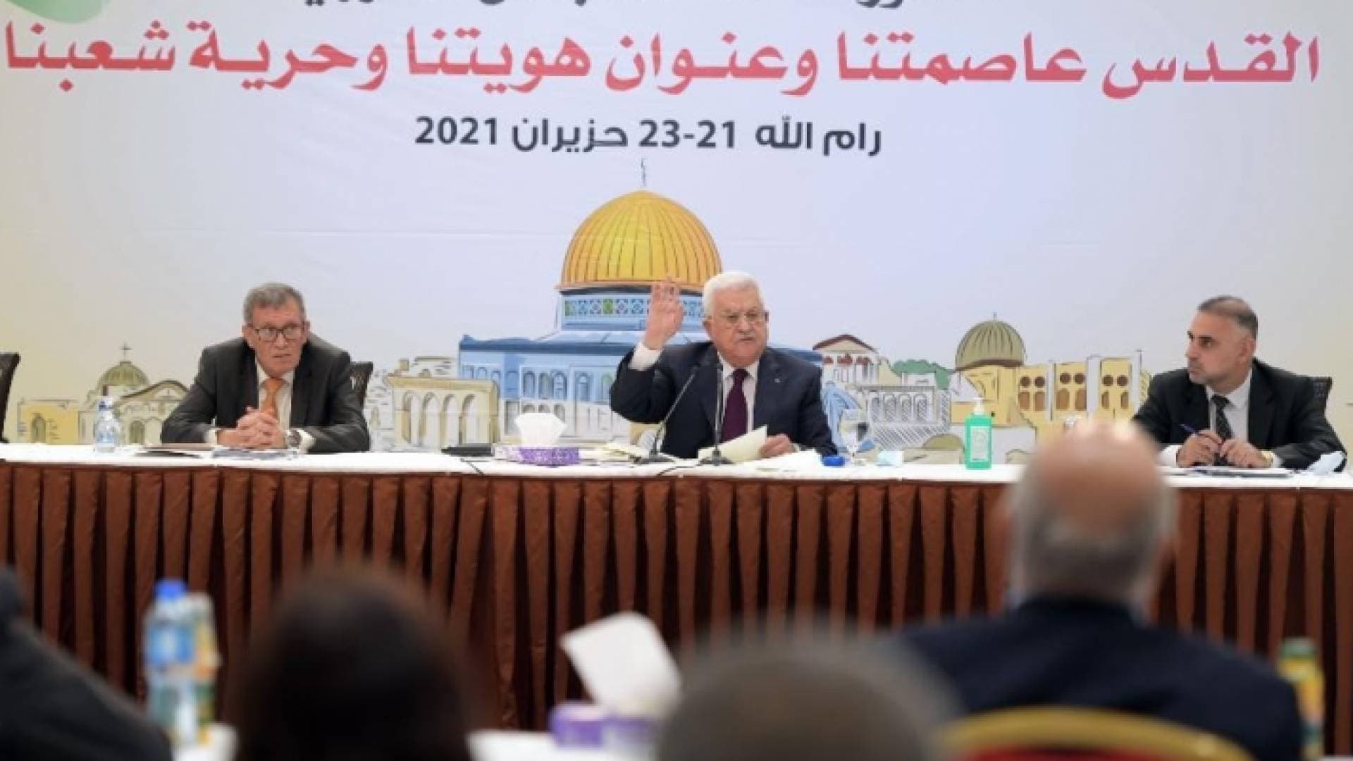 عباس: أدعوكم جميعا إلى العمل سويا لدحر الاحتلال الإسرائيلي وبناء دولتنا