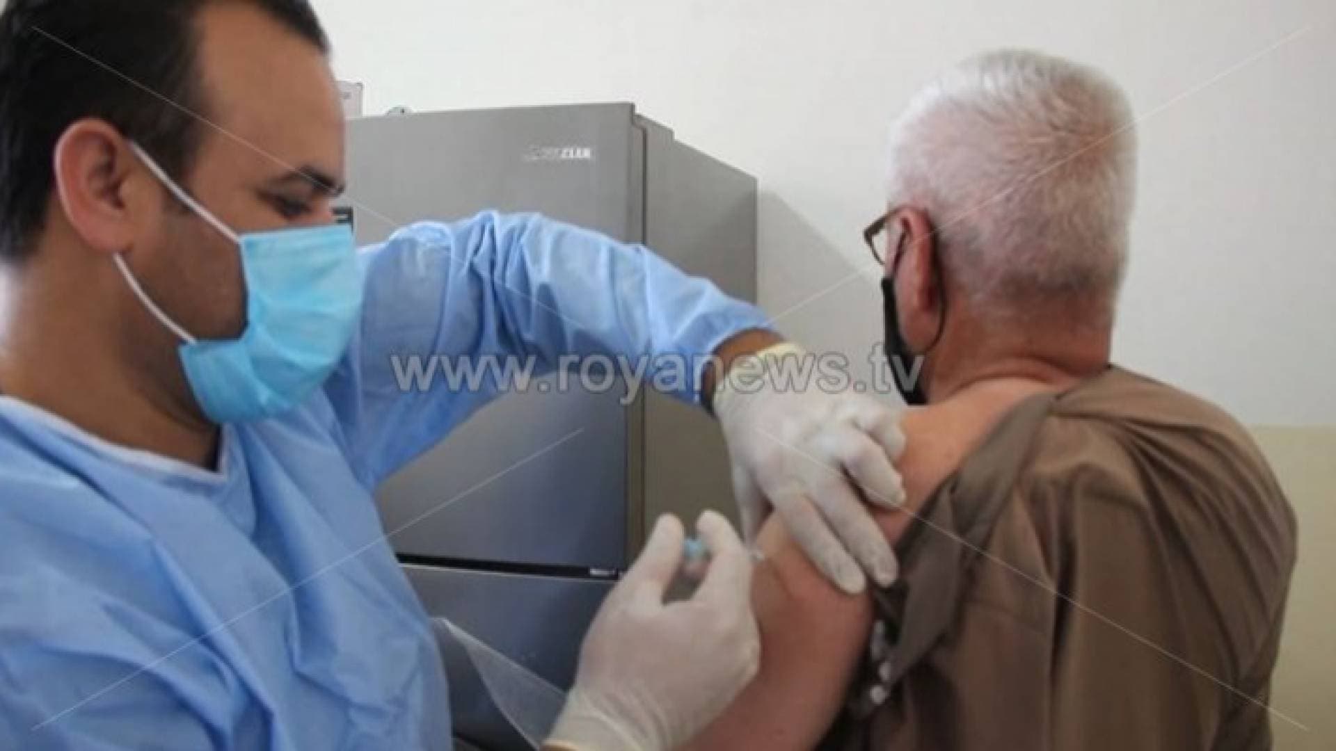 قرار جديد حول إعطاء لقاح كورونا من "الصحة" لمن تجاوز ٥٠ عاما