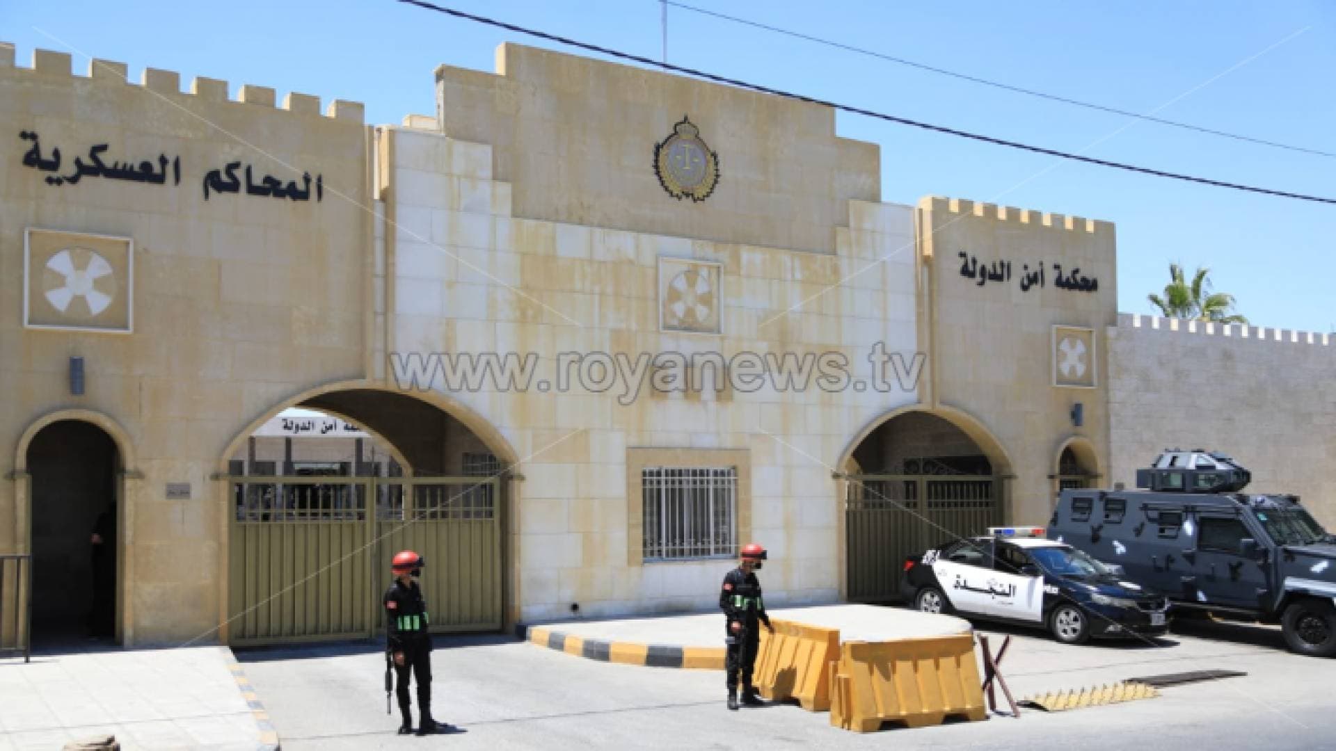 "أمن الدولة" تقضي بسجن شخصين ١٢ سنة لتهريبهما مادة مخدرة