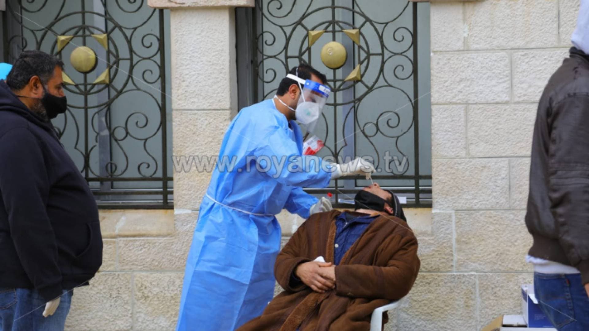 الصحة تعلن أعداد وفيات وإصابات كورونا في الأردن الجمعة