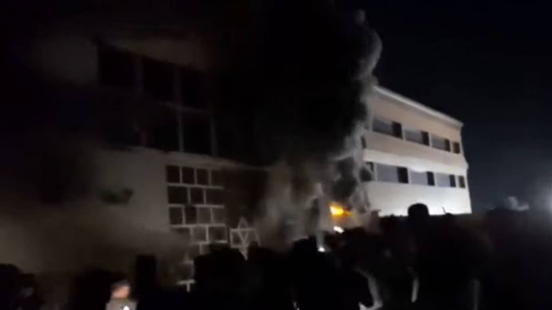 ارتفاع حصيلة وفيات حريق "مركز العزل" في العراق الى ٤١ شخصا