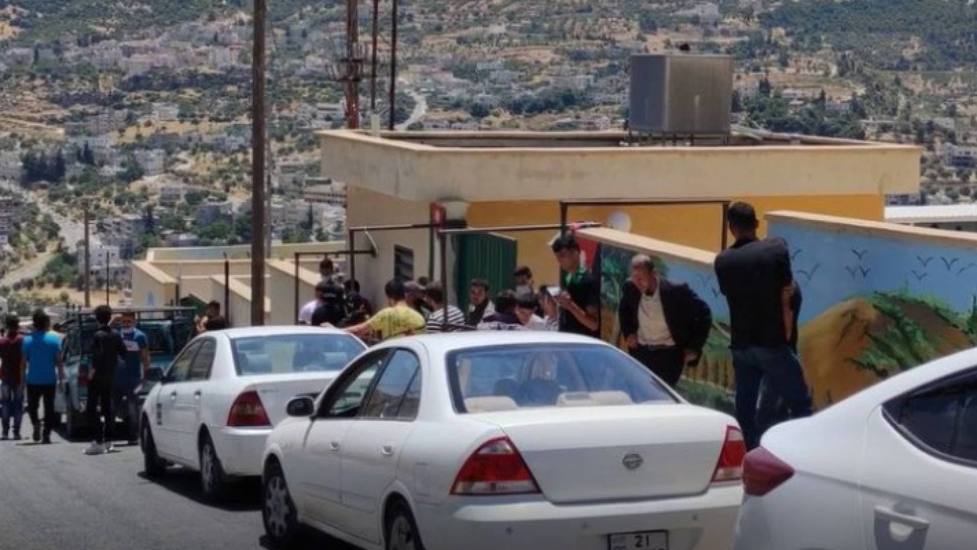 طلبة التوجيهي يشكون لـ"رؤيا" صعوبة أسئلة امتحان الرياضيات - فيديو
