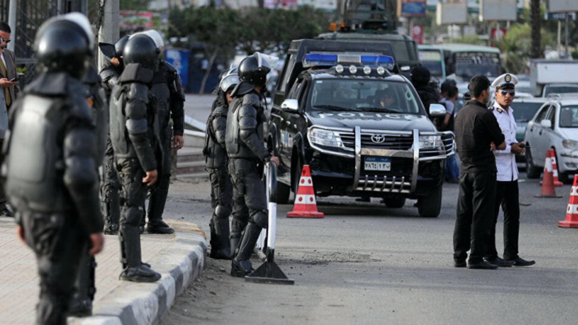 قتل طفل أخيه وألقاه داخل مقبرة.. جريمة تهز محافظة مصرية في أول أيام العيد