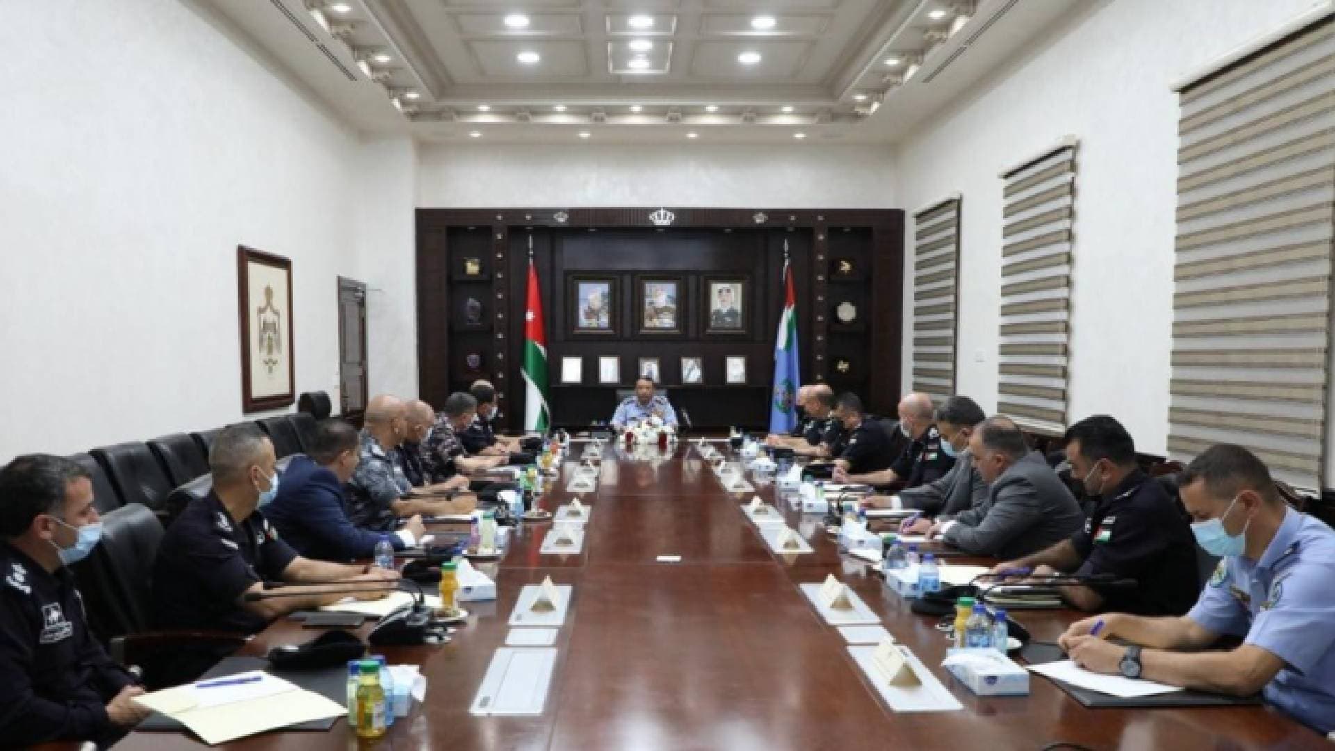 الحواتمة: تفعيل آليات الرقابة لضمان التقيد بأوامر الدفاع