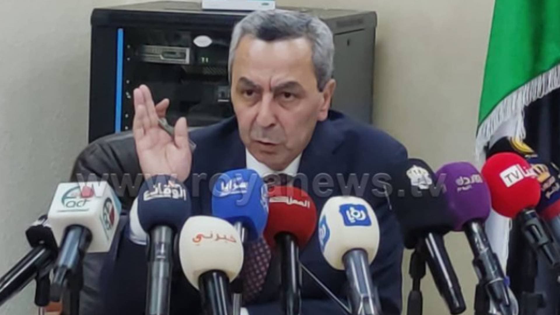 أبو قديس: تكليف ضباط ارتباط في كل مدارس المملكة لمتابعة تطبيق أمر الدفاع ٣٢