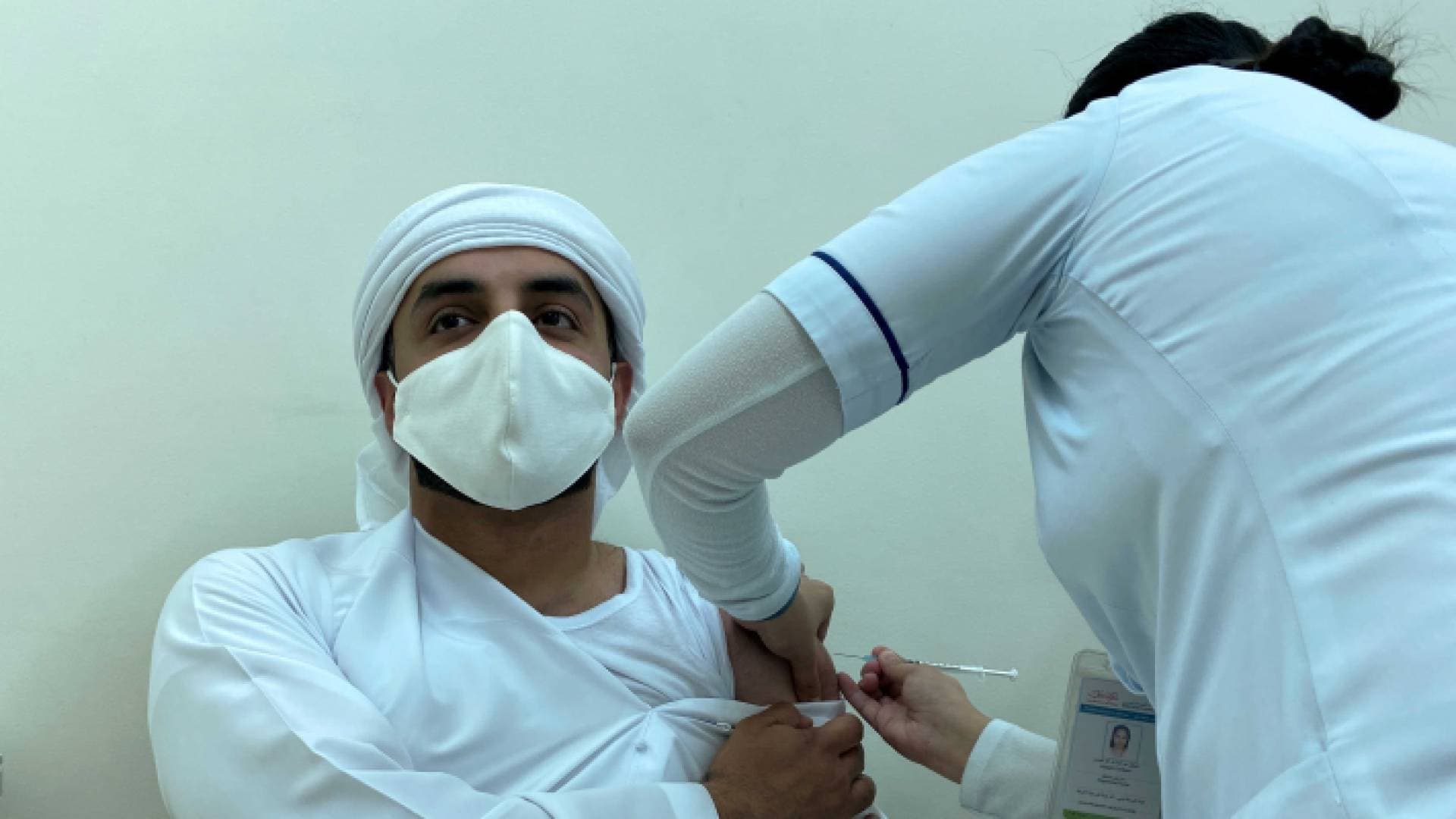 الإمارات تتصدر دول العالم الأكثر تطعيما من كورونا