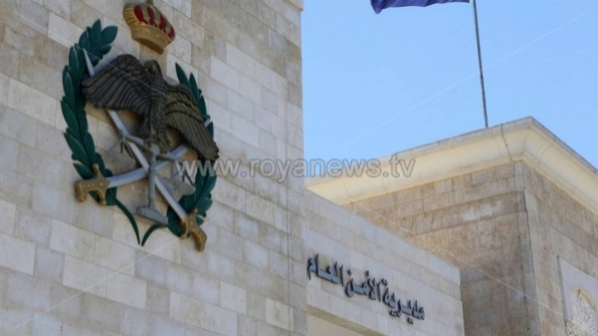 إلقاء القبض على شخص اعتدى بأداة حادة على سائق حافلة عمومية في صويلح